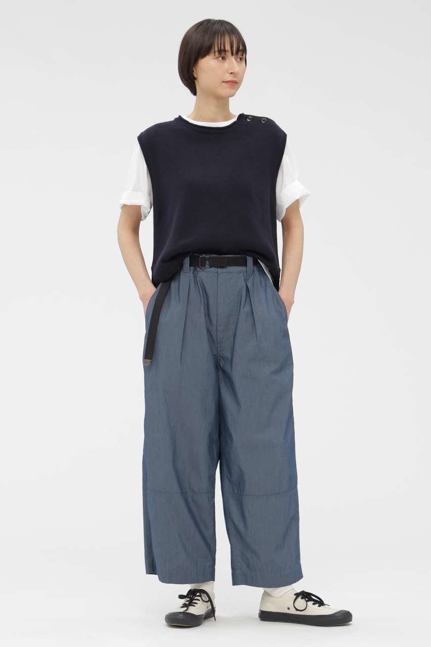 【マーガレットハウエル/MARGARET HOWELL】のSUPERLIGHT COTTON NYLON TROUSERS 人気、トレンドファッション・服の通販 founy(ファニー) 　ファッション　Fashion　レディースファッション　Fashion for Women　パンツ　Pants & Trousers　クロップド　Cropped, Short Length　シャンブレー　Chambray, Denim-Like Fabric　テーパード　Tapered, Tapered Pants　ドローストリング　Drawstring, Pull Cord　バランス　Balance, Style Balance　リラックス　Relax, Relaxed Fit　ワッシャー　Washer, Crinkled Finish　other-2|ID: prp329100004932180 ipo3291000000037019036