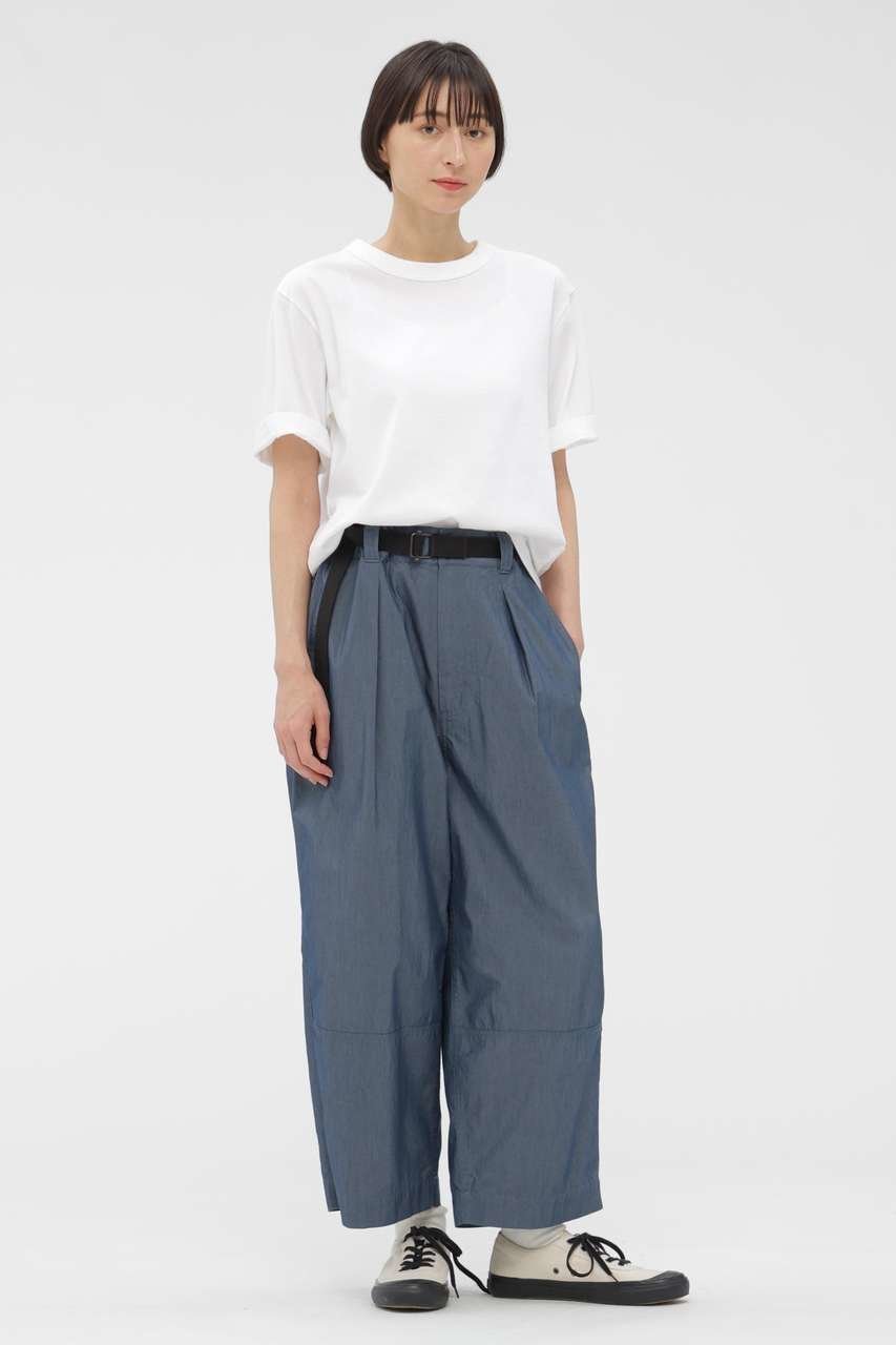 【マーガレットハウエル/MARGARET HOWELL】のSUPERLIGHT COTTON NYLON TROUSERS 人気、トレンドファッション・服の通販 founy(ファニー) 　ファッション　Fashion　レディースファッション　Fashion for Women　パンツ　Pants & Trousers　クロップド　Cropped, Short Length　シャンブレー　Chambray, Denim-Like Fabric　テーパード　Tapered, Tapered Pants　ドローストリング　Drawstring, Pull Cord　バランス　Balance, Style Balance　リラックス　Relax, Relaxed Fit　ワッシャー　Washer, Crinkled Finish　other-3|ID: prp329100004932180 ipo3291000000037019037
