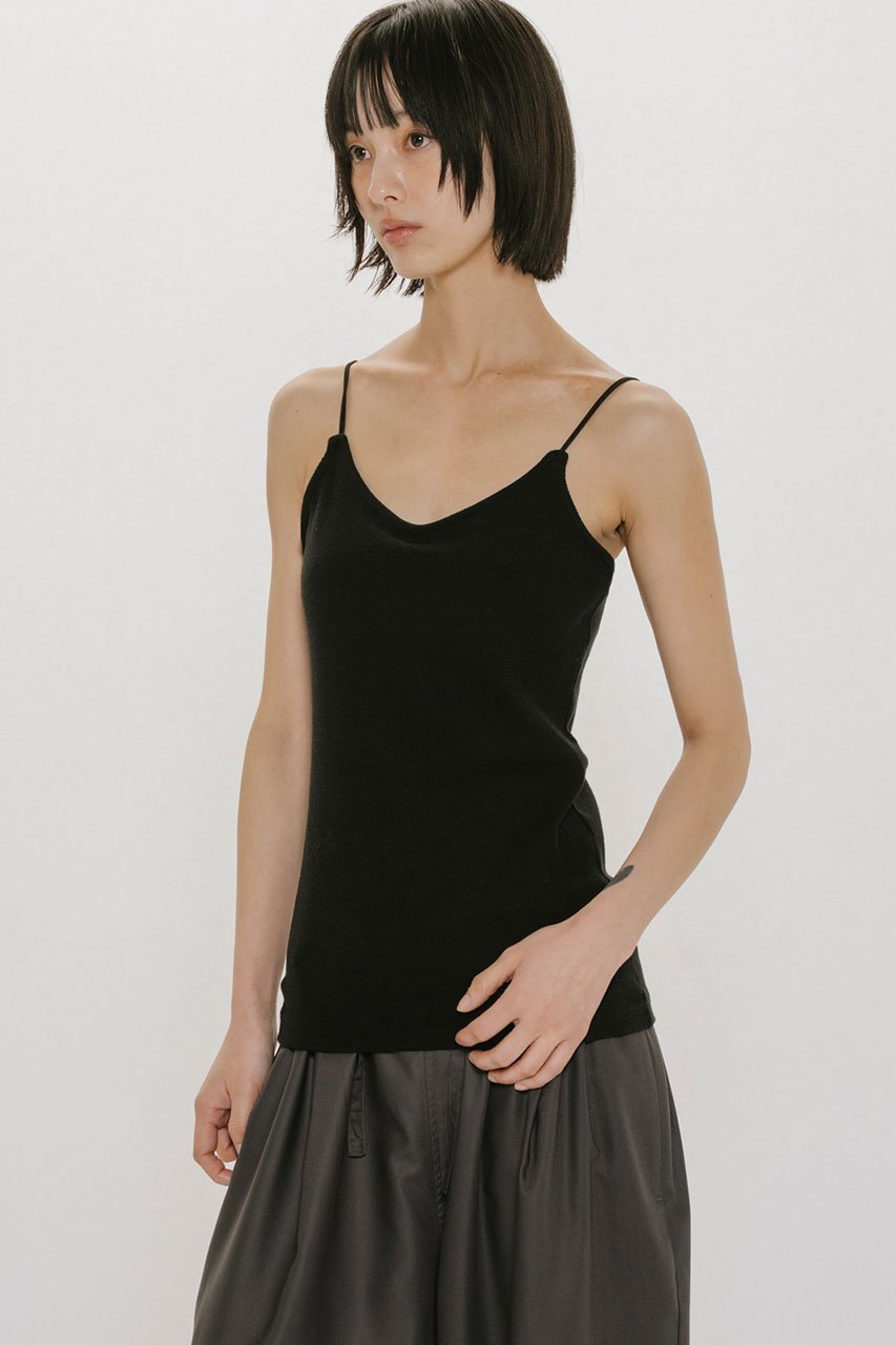 【ミディウミソリッド/MIDIUMISOLID】のcamisoles with bulit in padded bras キャミソール 人気、トレンドファッション・服の通販 founy(ファニー) 　ファッション　Fashion　レディースファッション　Fashion for Women　トップス・カットソー　Cut & Sew Tops　キャミソール&ノースリーブ　Camisoles & Sleeveless Tops　シャツ・ブラウス・オフィスカジュアル　Elegant Blouses & Button-Ups　ロングTシャツ・Tシャツ　Longline T-Shirts & Tees　カットソー・ベーシックTシャツ　Cut-and-Sewn Tops / Stretch Tees & Basics　インナー　Innerwear　キャミソール　Camisole, Spaghetti Strap Top　シアー　Sheer, See-Through　ジャケット　Jacket, Outerwear　タンク　Tank Top, Sleeveless Top　ラップ　Wrap, Wrap Design　今季　This Season, Current Season　夏　Summer　春　Spring　S/S・春夏　SS, Spring/Summer, Warm Season　other-7|ID: prp329100004932219 ipo3291000000037019390