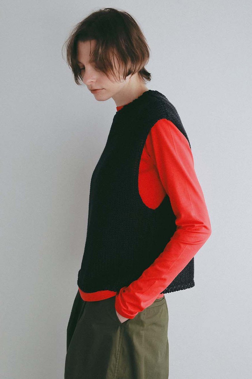 【ハー/HER.】のコットンクルーネックカットソー 人気、トレンドファッション・服の通販 founy(ファニー) 　ファッション　Fashion　レディースファッション　Fashion for Women　トップス・カットソー　Cut & Sew Tops　シャツ・ブラウス・オフィスカジュアル　Elegant Blouses & Button-Ups　ロングTシャツ・Tシャツ　Longline T-Shirts & Tees　カットソー・ベーシックTシャツ　Cut-and-Sewn Tops / Stretch Tees & Basics　なめらか　Smooth, Silky Texture　インナー　Innerwear　スリーブ　Sleeve, Long Sleeve / Short Sleeve　トレンド　Trend, Trending Now　ロング　Long, Long-Length　エレガント 上品　Elegant　定番　Standard, Basic Item　other-7|ID: prp329100004932318 ipo3291000000037020222