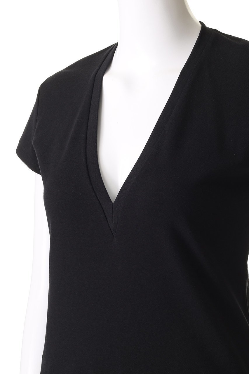 【マディソンブルー/MADISONBLUE】のDEEP V NECK TEE ディープ Vネック Tシャツ 人気、トレンドファッション・服の通販 founy(ファニー) 　ファッション　Fashion　レディースファッション　Fashion for Women　トップス・カットソー　Cut & Sew Tops　シャツ・ブラウス・オフィスカジュアル　Elegant Blouses & Button-Ups　ロングTシャツ・Tシャツ　Longline T-Shirts & Tees　カットソー・ベーシックTシャツ　Cut-and-Sewn Tops / Stretch Tees & Basics　Vネックトップス　V-Neck Tops / V-Cut Neckline Shirts　なめらか　Smooth, Silky Texture　ショート　Short, Short Length　スタイリッシュ　Stylish, Fashionable　スリーブ　Sleeve, Long Sleeve / Short Sleeve　デコルテ　Décolleté, Neckline　フレンチ　French, French Style　other-5|ID: prp329100004932342 ipo3291000000037020417