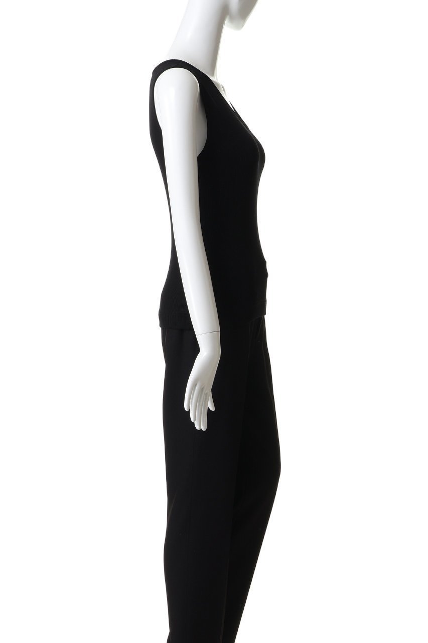 【スタニングルアー/STUNNING LURE】のカーブネックタンク 人気、トレンドファッション・服の通販 founy(ファニー) 　ファッション　Fashion　レディースファッション　Fashion for Women　トップス・カットソー　Cut & Sew Tops　キャミソール&ノースリーブ　Camisoles & Sleeveless Tops　シャツ・ブラウス・オフィスカジュアル　Elegant Blouses & Button-Ups　ロングTシャツ・Tシャツ　Longline T-Shirts & Tees　カットソー・ベーシックTシャツ　Cut-and-Sewn Tops / Stretch Tees & Basics　カーディガン　Cardigan, Knitwear　キャミソール　Camisole, Spaghetti Strap Top　ジャケット　Jacket, Outerwear　タンク　Tank Top, Sleeveless Top　デコルテ　Décolleté, Neckline　フィット　Fit, Slim Fit　再入荷　Restock / Back in Stock　other-3|ID: prp329100004932368 ipo3291000000037020639