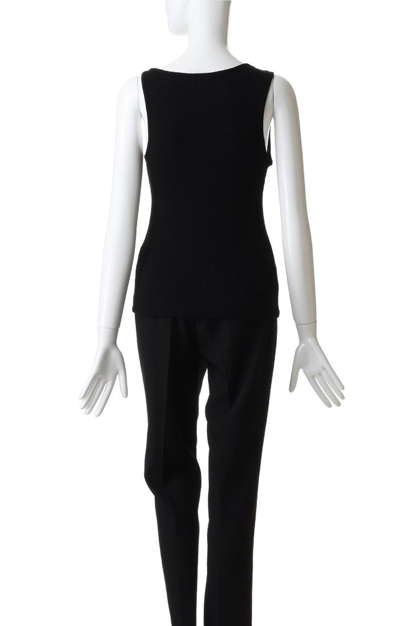 【スタニングルアー/STUNNING LURE】のカーブネックタンク 人気、トレンドファッション・服の通販 founy(ファニー) 　ファッション　Fashion　レディースファッション　Fashion for Women　トップス・カットソー　Cut & Sew Tops　キャミソール&ノースリーブ　Camisoles & Sleeveless Tops　シャツ・ブラウス・オフィスカジュアル　Elegant Blouses & Button-Ups　ロングTシャツ・Tシャツ　Longline T-Shirts & Tees　カットソー・ベーシックTシャツ　Cut-and-Sewn Tops / Stretch Tees & Basics　カーディガン　Cardigan, Knitwear　キャミソール　Camisole, Spaghetti Strap Top　ジャケット　Jacket, Outerwear　タンク　Tank Top, Sleeveless Top　デコルテ　Décolleté, Neckline　フィット　Fit, Slim Fit　再入荷　Restock / Back in Stock　other-4|ID: prp329100004932368 ipo3291000000037020640