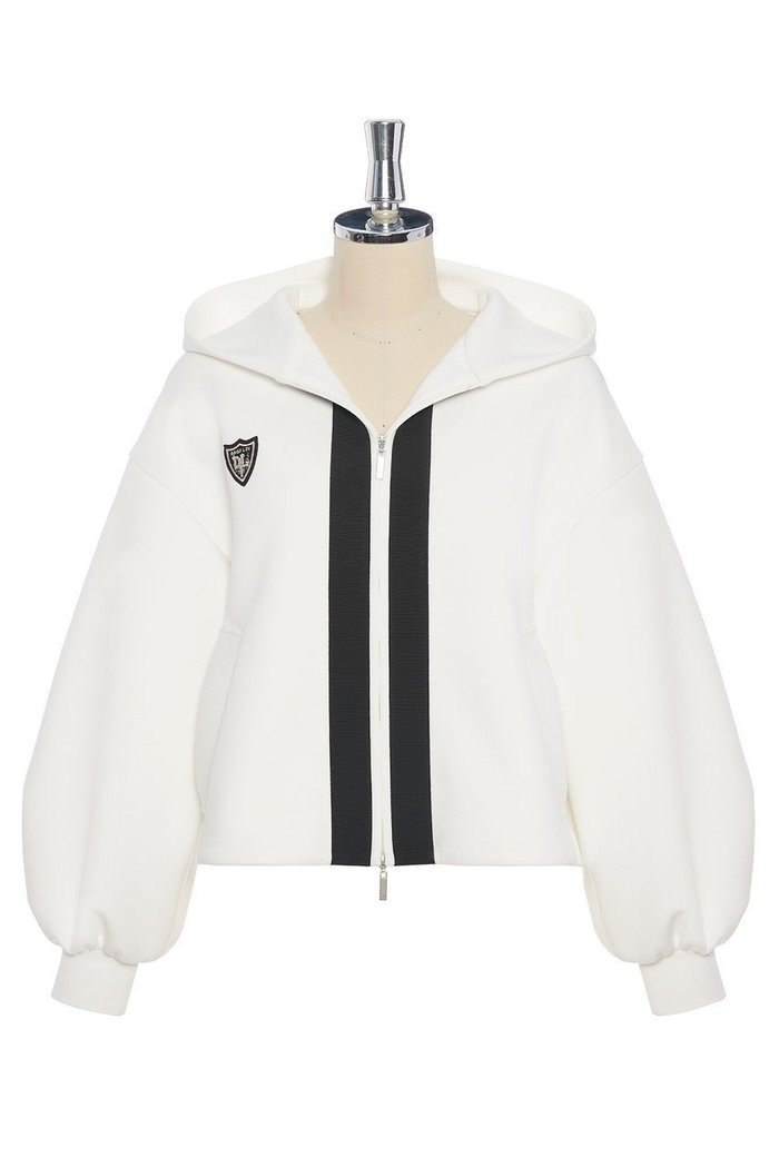 【デイジーリン/DAISY LIN】のミルフィーユスウェット“Daisy Parka” インテリア・キッズ・メンズ・レディースファッション・服の通販 founy(ファニー) https://founy.com/ ファッション Fashion レディースファッション Fashion for Women トップス・カットソー Cut & Sew Tops シャツ・ブラウス・オフィスカジュアル Elegant Blouses & Button-Ups レディースパーカー・カジュアルフーディー Casual Hoodies & Sweatshirts ロングTシャツ・Tシャツ Longline T-Shirts & Tees スウェット・クルーネックトップス Sweatshirts & Crewnecks / Relaxed Fit Sweat Tops カットソー・ベーシックTシャツ Cut-and-Sewn Tops / Stretch Tees & Basics インナー Innerwear ウォッシャブル Machine Washable 軽量 Lightweight, Ultra Light ショルダー Shoulder, Shoulder Strap スウェット / スエット Sweatshirt, Sweatwear ストレッチ Stretch, Stretchy Fabric スリーブ Sleeve, Long Sleeve / Short Sleeve ドロップ Drop Shoulder, Dropped Style 人気 Popular, Best Seller バランス Balance, Style Balance フロント Front, Front Design ボックス Boxy, Box Shape ポケット Pocket, Pocket Detail リラックス Relax, Relaxed Fit 旅行 Travel エレガント 上品 Elegant 新作・新入荷 New Arrivals / New In |ID: prp329100004932380 ipo3291000000037020742