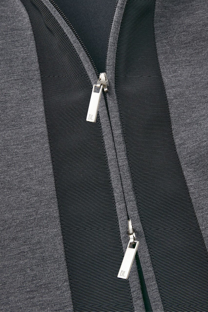 【デイジーリン/DAISY LIN】のミルフィーユスウェット“Daisy Parka” 人気、トレンドファッション・服の通販 founy(ファニー) 　ファッション　Fashion　レディースファッション　Fashion for Women　トップス・カットソー　Cut & Sew Tops　シャツ・ブラウス・オフィスカジュアル　Elegant Blouses & Button-Ups　レディースパーカー・カジュアルフーディー　Casual Hoodies & Sweatshirts　ロングTシャツ・Tシャツ　Longline T-Shirts & Tees　スウェット・クルーネックトップス　Sweatshirts & Crewnecks / Relaxed Fit Sweat Tops　カットソー・ベーシックTシャツ　Cut-and-Sewn Tops / Stretch Tees & Basics　インナー　Innerwear　ウォッシャブル　Machine Washable　軽量　Lightweight, Ultra Light　ショルダー　Shoulder, Shoulder Strap　スウェット / スエット　Sweatshirt, Sweatwear　ストレッチ　Stretch, Stretchy Fabric　スリーブ　Sleeve, Long Sleeve / Short Sleeve　ドロップ　Drop Shoulder, Dropped Style　人気　Popular, Best Seller　バランス　Balance, Style Balance　フロント　Front, Front Design　ボックス　Boxy, Box Shape　ポケット　Pocket, Pocket Detail　リラックス　Relax, Relaxed Fit　旅行　Travel　エレガント 上品　Elegant　新作・新入荷　New Arrivals / New In　other-3|ID: prp329100004932380 ipo3291000000037020747