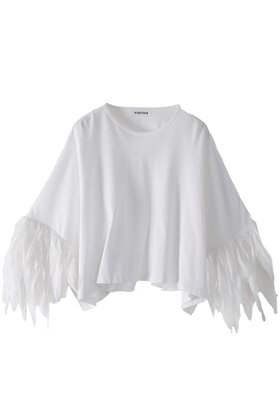 【アユーシ/AAYUSHI】のフェザーフリルカットソー 人気、トレンドファッション・服の通販 founy(ファニー) ファッション Fashion レディースファッション Fashion for Women トップス・カットソー Cut & Sew Tops シャツ・ブラウス・オフィスカジュアル Elegant Blouses & Button-Ups ロングTシャツ・Tシャツ Longline T-Shirts & Tees カットソー・ベーシックTシャツ Cut-and-Sewn Tops / Stretch Tees & Basics インド Indian Textile カットソー Cut and Sewn Top ショルダー Shoulder, Shoulder Strap ショート Short, Short Length シンプル Simple, Minimal スラックス Slacks, Dress Pants スリーブ Sleeve, Long Sleeve / Short Sleeve デニム Denim, Jeans Material ドロップ Drop Shoulder, Dropped Style バランス Balance, Style Balance フェザー Feather, Feather Detail フリル Frill, Ruffle ボックス Boxy, Box Shape おすすめ Recommended / Our Picks |ID:prp329100004932390