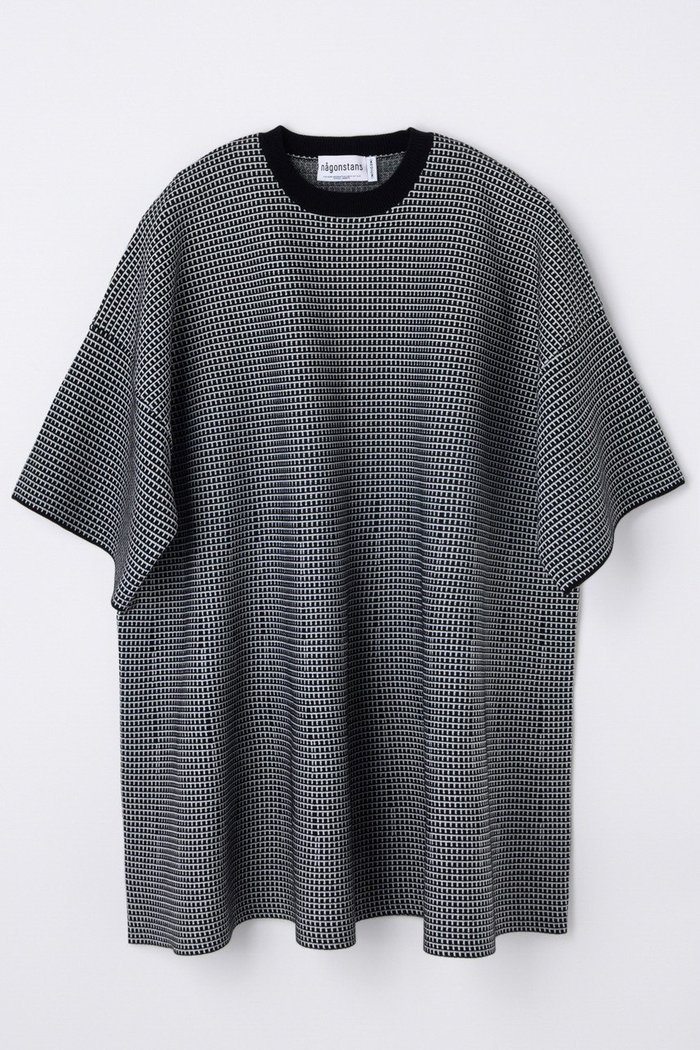 【ナゴンスタンス/nagonstans】のflare pullover インテリア・キッズ・メンズ・レディースファッション・服の通販 founy(ファニー) https://founy.com/ ファッション Fashion レディースファッション Fashion for Women トップス・カットソー Cut & Sew Tops シャツ・ブラウス・オフィスカジュアル Elegant Blouses & Button-Ups ロングTシャツ・Tシャツ Longline T-Shirts & Tees カジュアルプルオーバー・ニットトップス Pullovers & Knit Tops / Casual Pullovers カットソー・ベーシックTシャツ Cut-and-Sewn Tops / Stretch Tees & Basics おすすめ Recommended / Our Picks スリーブ Sleeve, Long Sleeve / Short Sleeve セットアップ Set-Up, Coordinated Outfit フレア Flare, Flared ロング Long, Long-Length |ID: prp329100004932431 ipo3291000000037021173