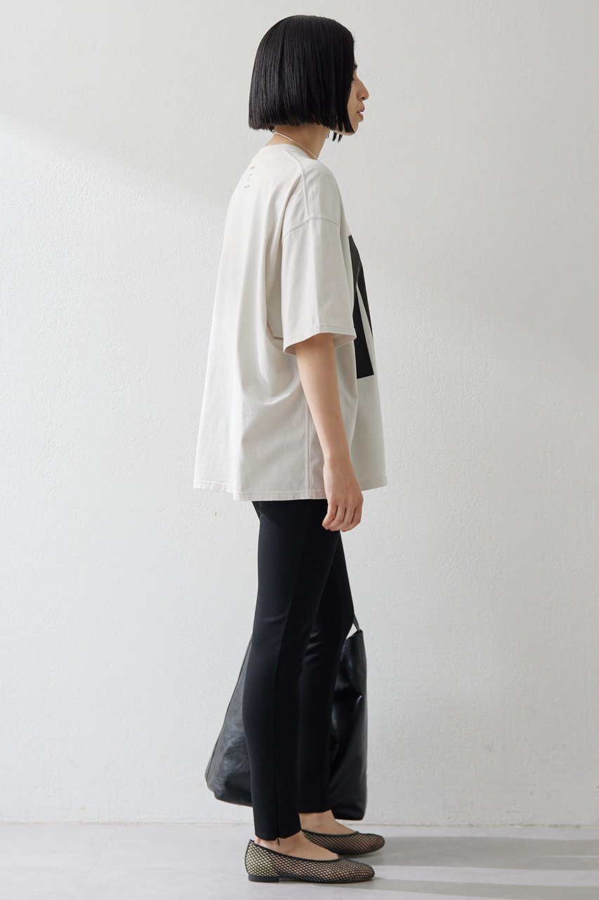 【ウィムガゼット/Whim Gazette】の【KATHARINE HAMNETT】別注ME Tシャツ 人気、トレンドファッション・服の通販 founy(ファニー) 　ファッション　Fashion　レディースファッション　Fashion for Women　トップス・カットソー　Cut & Sew Tops　シャツ・ブラウス・オフィスカジュアル　Elegant Blouses & Button-Ups　ロングTシャツ・Tシャツ　Longline T-Shirts & Tees　カットソー・ベーシックTシャツ　Cut-and-Sewn Tops / Stretch Tees & Basics　オーガニック　Organic Cotton　ショート　Short, Short Length　スペシャル　Special, Limited Edition　スリーブ　Sleeve, Long Sleeve / Short Sleeve　なめらか　Smooth, Silky Texture　バランス　Balance, Style Balance　フロント　Front, Front Design　別注　Limited Edition, Custom Order　other-4|ID: prp329100004932497 ipo3291000000037021728