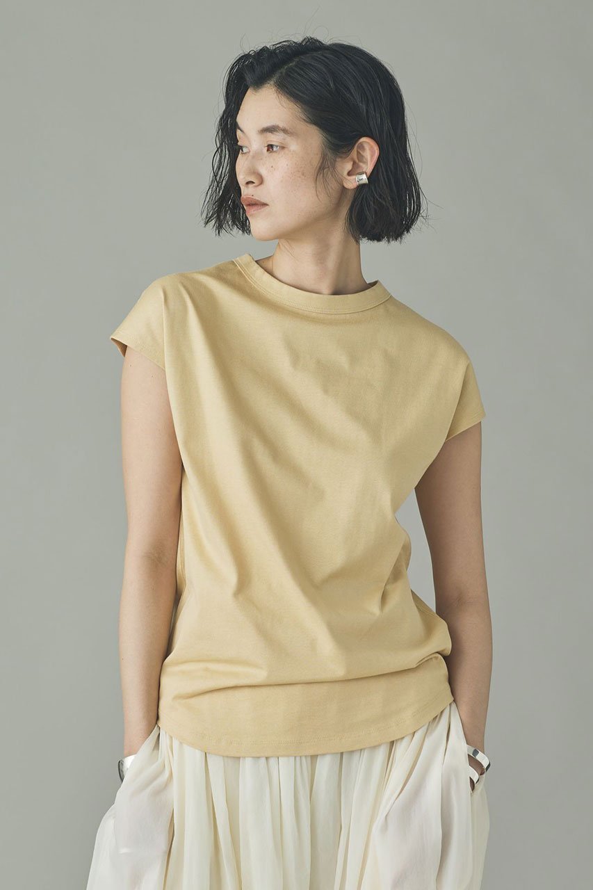 【カレンソロジー/Curensology】のノースリーブプルオーバー インテリア・キッズ・メンズ・レディースファッション・服の通販 founy(ファニー) 　ファッション　Fashion　レディースファッション　Fashion for Women　トップス・カットソー　Cut & Sew Tops　キャミソール&ノースリーブ　Camisoles & Sleeveless Tops　シャツ・ブラウス・オフィスカジュアル　Elegant Blouses & Button-Ups　ロングTシャツ・Tシャツ　Longline T-Shirts & Tees　カジュアルプルオーバー・ニットトップス　Pullovers & Knit Tops / Casual Pullovers　カットソー・ベーシックTシャツ　Cut-and-Sewn Tops / Stretch Tees & Basics　なめらか　Smooth, Silky Texture　インナー　Innerwear　ショート　Short, Short Length　シンプル　Simple, Minimal　スリーブ　Sleeve, Long Sleeve / Short Sleeve　ドロップ　Drop Shoulder, Dropped Style　ノースリーブ　Sleeveless, No-Sleeve　再入荷　Restock / Back in Stock　定番　Standard, Basic Item　クリーム|ID: prp329100004932502 ipo3291000000037021776