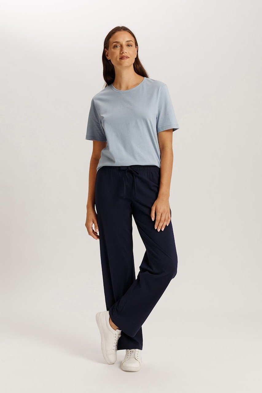 【ハンロ/HANRO】の半袖シャツ ラウンドネック 人気、トレンドファッション・服の通販 founy(ファニー) 　ファッション　Fashion　レディースファッション　Fashion for Women　トップス・カットソー　Cut & Sew Tops　シャツ・ブラウス・オフィスカジュアル　Elegant Blouses & Button-Ups　ロングTシャツ・Tシャツ　Longline T-Shirts & Tees　カットソー・ベーシックTシャツ　Cut-and-Sewn Tops / Stretch Tees & Basics　なめらか　Smooth, Silky Texture　インナー　Innerwear　ショート　Short, Short Length　シンプル　Simple, Minimal　スリーブ　Sleeve, Long Sleeve / Short Sleeve　ベーシック　Basic, Essential　ラウンド　Round, Round Neck　半袖　Short Sleeve, Half Sleeve　定番　Standard, Basic Item　other-6|ID: prp329100004932505 ipo3291000000037021809