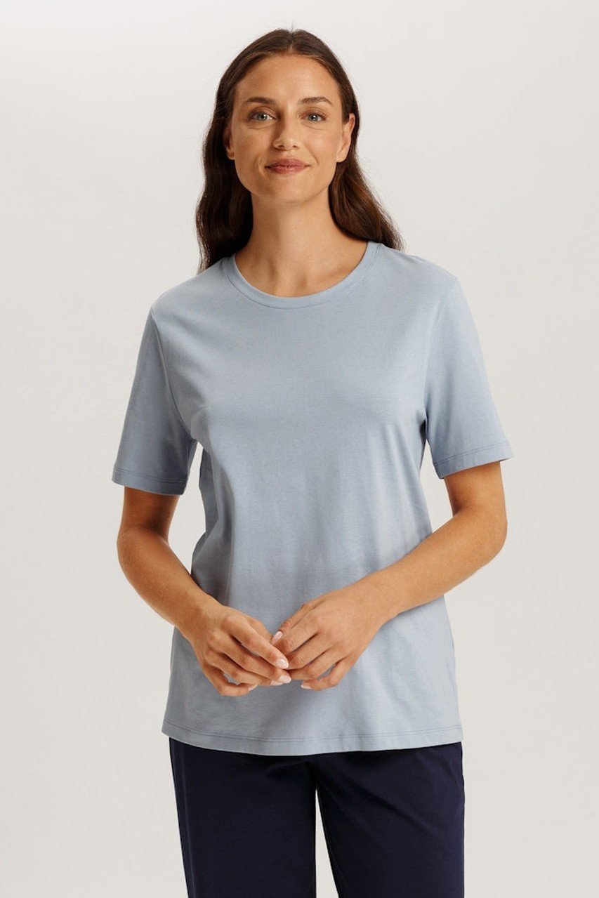 【ハンロ/HANRO】の半袖シャツ ラウンドネック 人気、トレンドファッション・服の通販 founy(ファニー) 　ファッション　Fashion　レディースファッション　Fashion for Women　トップス・カットソー　Cut & Sew Tops　シャツ・ブラウス・オフィスカジュアル　Elegant Blouses & Button-Ups　ロングTシャツ・Tシャツ　Longline T-Shirts & Tees　カットソー・ベーシックTシャツ　Cut-and-Sewn Tops / Stretch Tees & Basics　なめらか　Smooth, Silky Texture　インナー　Innerwear　ショート　Short, Short Length　シンプル　Simple, Minimal　スリーブ　Sleeve, Long Sleeve / Short Sleeve　ベーシック　Basic, Essential　ラウンド　Round, Round Neck　半袖　Short Sleeve, Half Sleeve　定番　Standard, Basic Item　other-7|ID: prp329100004932505 ipo3291000000037021810