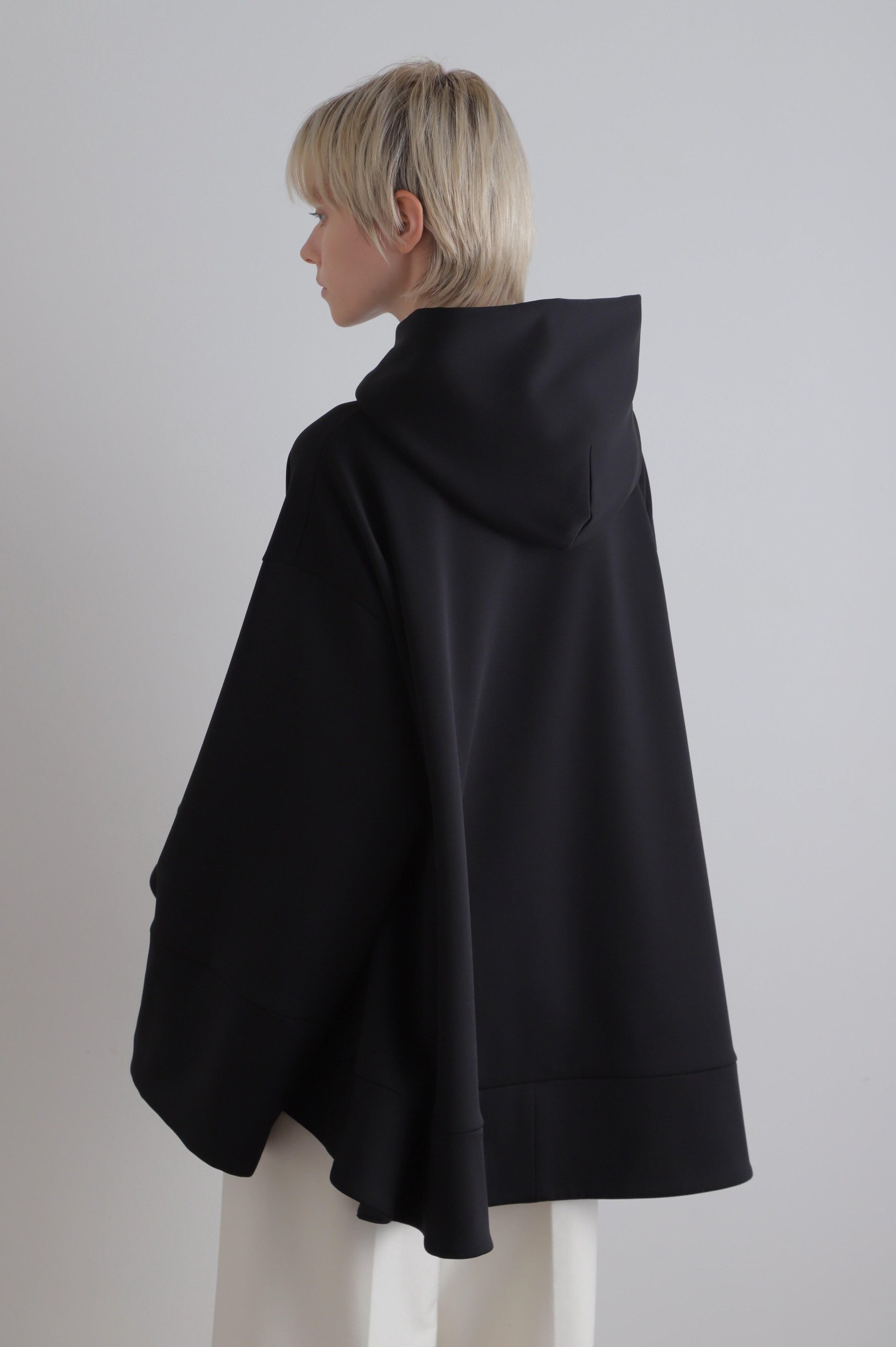 【ル フィル/LE PHIL】のCORDURAフリーススウェットフーディー 人気、トレンドファッション・服の通販 founy(ファニー) 　ファッション　Fashion　レディースファッション　Fashion for Women　トップス・カットソー　Cut & Sew Tops　シャツ・ブラウス・オフィスカジュアル　Elegant Blouses & Button-Ups　レディースパーカー・カジュアルフーディー　Casual Hoodies & Sweatshirts　ロングTシャツ・Tシャツ　Longline T-Shirts & Tees　スウェット・クルーネックトップス　Sweatshirts & Crewnecks / Relaxed Fit Sweat Tops　カットソー・ベーシックTシャツ　Cut-and-Sewn Tops / Stretch Tees & Basics　ショート　Short, Short Length　スキニー　Skinny, Slim Fit　スタンダード　Standard, Basic　スポーティ　Sporty, Casual Athletic　フレア　Flare, Flared　ボトム　Bottoms, Lower Wear　ロング　Long, Long-Length　ワイド　Wide, Wide Fit　other-5|ID: prp329100004932520 ipo3291000000037021968