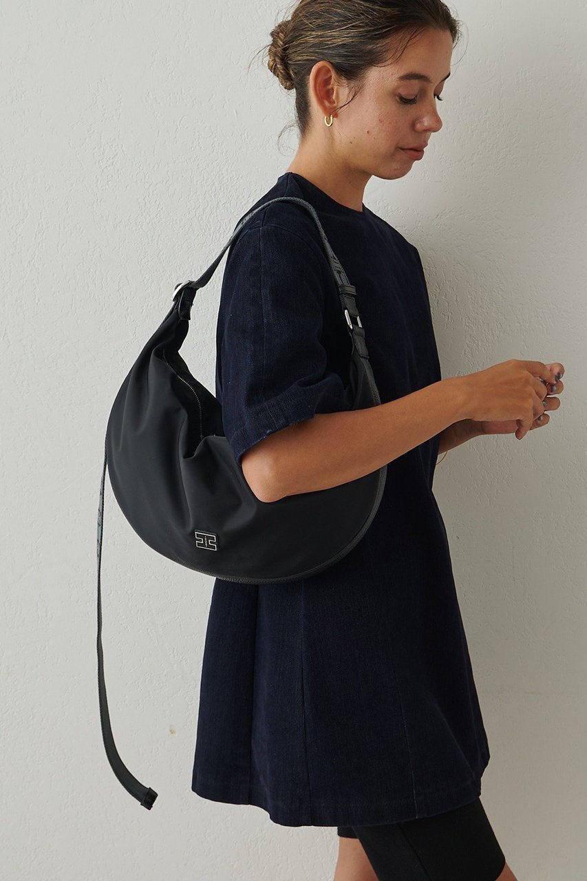 【イアクッチ/IACUCCI】のアーゴ M NYLON/CERVO 人気、トレンドファッション・服の通販 founy(ファニー) 　ファッション　Fashion　レディースファッション　Fashion for Women　バッグ　Bags　エレガント 上品　Elegant　軽量　Lightweight, Ultra Light　ショルダー　Shoulder, Shoulder Strap　タオル　Towel, Bath Towel　なめらか　Smooth, Silky Texture　人気　Popular, Best Seller　フォルム　Silhouette, Form　ポーチ　Pouch, Small Case　メタル　Metal, Metal Parts　ワンポイント　One Point, Statement Accent　other-3|ID: prp329100004932538 ipo3291000000037022132