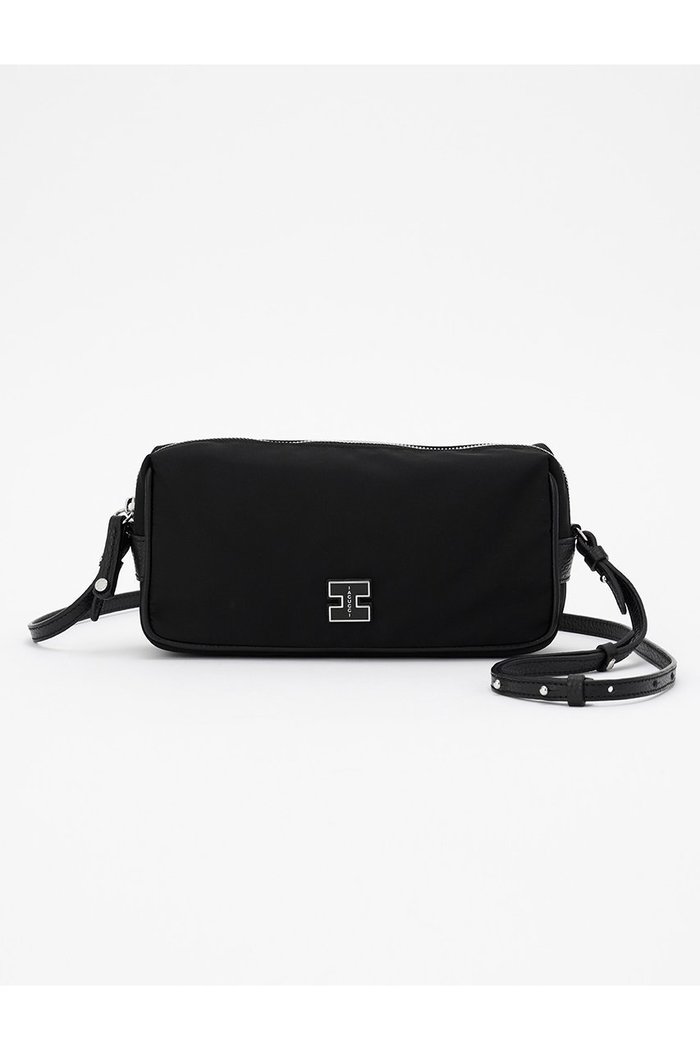 【イアクッチ/IACUCCI】のアーゴ ミニショルダーNYLON/CERVO インテリア・キッズ・メンズ・レディースファッション・服の通販 founy(ファニー) https://founy.com/ ファッション Fashion レディースファッション Fashion for Women バッグ Bags エレガント 上品 Elegant コンパクト Compact, Small Size 軽量 Lightweight, Ultra Light ショルダー Shoulder, Shoulder Strap 財布 Wallet, Purse なめらか Smooth, Silky Texture パイピング Piping, Trim Design メタル Metal, Metal Parts リップ Lip, Lip Motif ワンポイント One Point, Statement Accent おすすめ Recommended / Our Picks |ID: prp329100004932544 ipo3291000000037022176