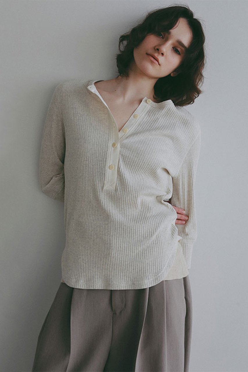 【エトレトウキョウ/ETRE TOKYO】の3/4スリーブヘンリーネックプルオーバー インテリア・キッズ・メンズ・レディースファッション・服の通販 founy(ファニー) 　ファッション　Fashion　レディースファッション　Fashion for Women　トップス・カットソー　Cut & Sew Tops　シャツ・ブラウス・オフィスカジュアル　Elegant Blouses & Button-Ups　ロングTシャツ・Tシャツ　Longline T-Shirts & Tees　カジュアルプルオーバー・ニットトップス　Pullovers & Knit Tops / Casual Pullovers　カットソー・ベーシックTシャツ　Cut-and-Sewn Tops / Stretch Tees & Basics　インナー　Innerwear　ヴィンテージ　Vintage Style　コンパクト　Compact, Small Size　シンプル　Simple, Minimal　スリーブ　Sleeve, Long Sleeve / Short Sleeve　バランス　Balance, Style Balance　フィット　Fit, Slim Fit　フロント　Front, Front Design　リラックス　Relax, Relaxed Fit　ロング　Long, Long-Length　新作・新入荷　New Arrivals / New In　オートミール|ID: prp329100004932591 ipo3291000000037022493