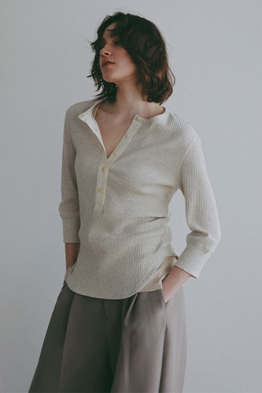 【エトレトウキョウ/ETRE TOKYO】の3/4スリーブヘンリーネックプルオーバー 人気、トレンドファッション・服の通販 founy(ファニー) 　ファッション　Fashion　レディースファッション　Fashion for Women　トップス・カットソー　Cut & Sew Tops　シャツ・ブラウス・オフィスカジュアル　Elegant Blouses & Button-Ups　ロングTシャツ・Tシャツ　Longline T-Shirts & Tees　カジュアルプルオーバー・ニットトップス　Pullovers & Knit Tops / Casual Pullovers　カットソー・ベーシックTシャツ　Cut-and-Sewn Tops / Stretch Tees & Basics　インナー　Innerwear　ヴィンテージ　Vintage Style　コンパクト　Compact, Small Size　シンプル　Simple, Minimal　スリーブ　Sleeve, Long Sleeve / Short Sleeve　バランス　Balance, Style Balance　フィット　Fit, Slim Fit　フロント　Front, Front Design　リラックス　Relax, Relaxed Fit　ロング　Long, Long-Length　新作・新入荷　New Arrivals / New In　other-2|ID: prp329100004932591 ipo3291000000037022494