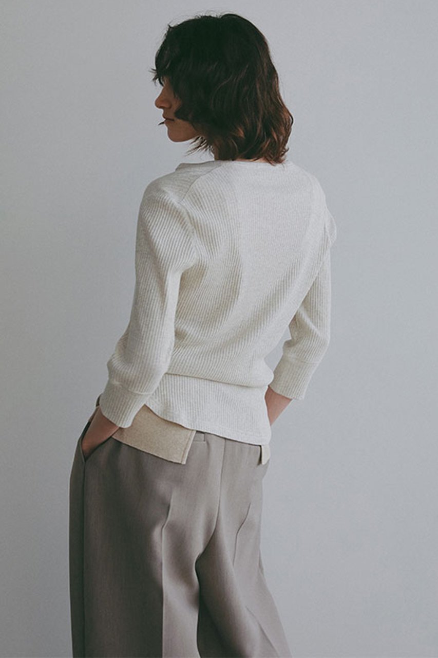 【エトレトウキョウ/ETRE TOKYO】の3/4スリーブヘンリーネックプルオーバー 人気、トレンドファッション・服の通販 founy(ファニー) 　ファッション　Fashion　レディースファッション　Fashion for Women　トップス・カットソー　Cut & Sew Tops　シャツ・ブラウス・オフィスカジュアル　Elegant Blouses & Button-Ups　ロングTシャツ・Tシャツ　Longline T-Shirts & Tees　カジュアルプルオーバー・ニットトップス　Pullovers & Knit Tops / Casual Pullovers　カットソー・ベーシックTシャツ　Cut-and-Sewn Tops / Stretch Tees & Basics　インナー　Innerwear　ヴィンテージ　Vintage Style　コンパクト　Compact, Small Size　シンプル　Simple, Minimal　スリーブ　Sleeve, Long Sleeve / Short Sleeve　バランス　Balance, Style Balance　フィット　Fit, Slim Fit　フロント　Front, Front Design　リラックス　Relax, Relaxed Fit　ロング　Long, Long-Length　新作・新入荷　New Arrivals / New In　other-3|ID: prp329100004932591 ipo3291000000037022496