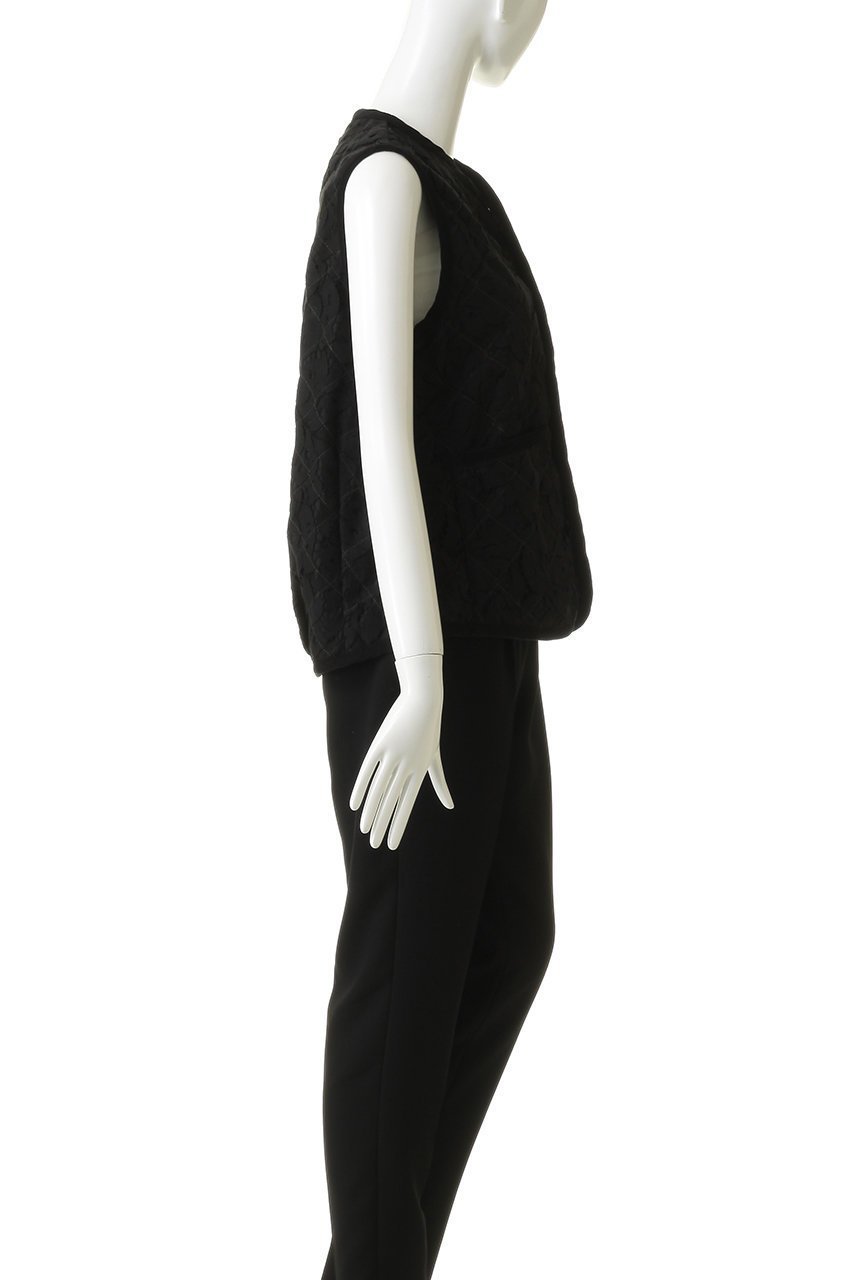 【ラベンハム/lavenham】のBLACK EDITION LACE COCOON THORNHAM 人気、トレンドファッション・服の通販 founy(ファニー) 　ファッション　Fashion　レディースファッション　Fashion for Women　アウター　Coat / Outerwear Collection　レディースジャケット・軽アウター　Jackets　ブルゾンジャケット・スポーティアウター　Blouson Jackets　エレガント 上品　Elegant　キルティング　Quilted, Quilting　ジャケット　Jacket, Outerwear　ブルゾン　Blouson, Bomber Jacket　ミックス　Mix, Mixed Style　レース　Lace, Lace Fabric　夏　Summer　春　Spring　S/S・春夏　SS, Spring/Summer, Warm Season　other-3|ID: prp329100004932608 ipo3291000000037022620