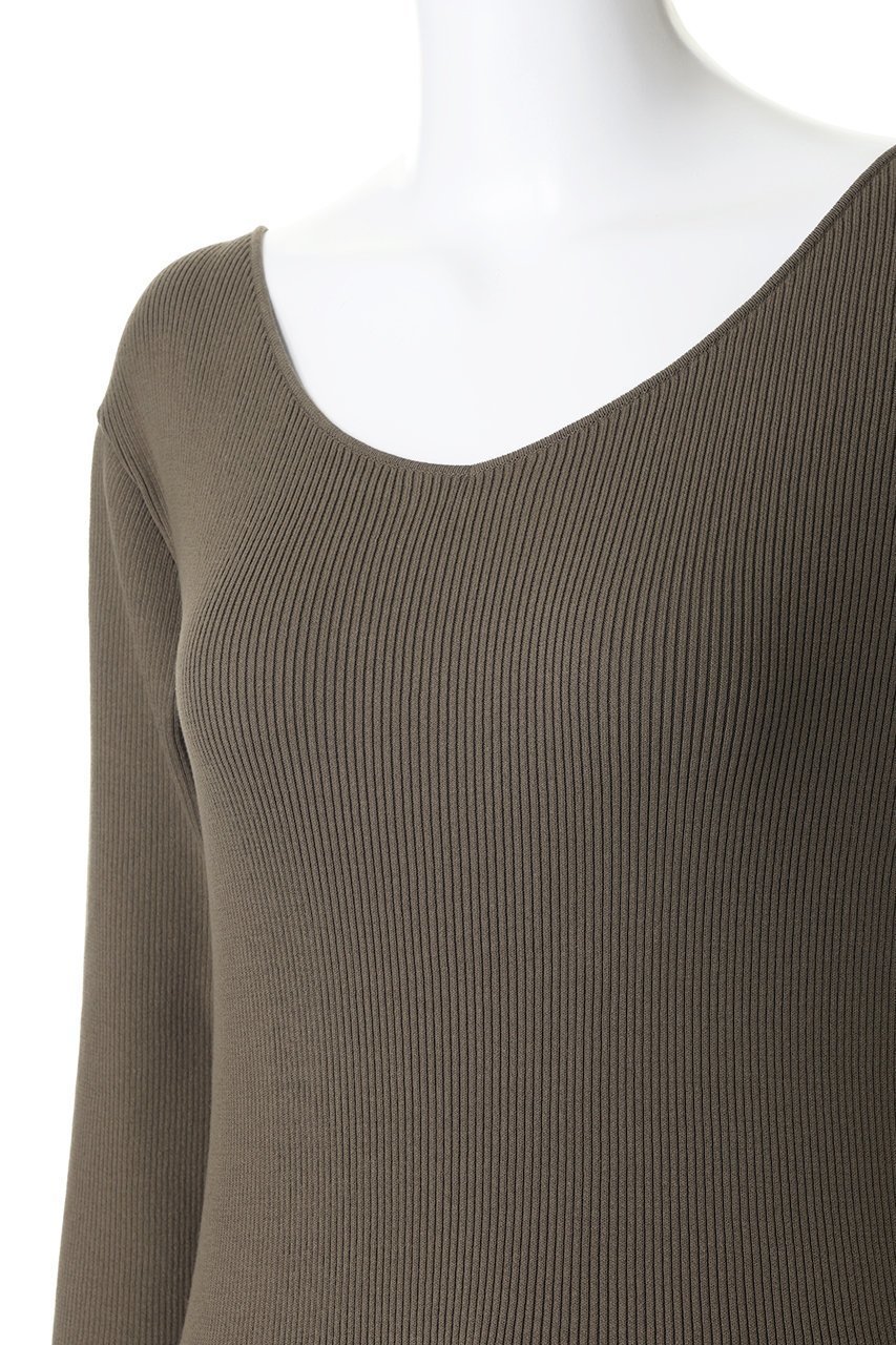 【ラスパイユ/raspail】のコットンリバースVネックプルオーバー 人気、トレンドファッション・服の通販 founy(ファニー) 　ファッション　Fashion　レディースファッション　Fashion for Women　トップス・カットソー　Cut & Sew Tops　シャツ・ブラウス・オフィスカジュアル　Elegant Blouses & Button-Ups　ロングTシャツ・Tシャツ　Longline T-Shirts & Tees　カジュアルプルオーバー・ニットトップス　Pullovers & Knit Tops / Casual Pullovers　カットソー・ベーシックTシャツ　Cut-and-Sewn Tops / Stretch Tees & Basics　Vネックトップス　V-Neck Tops / V-Cut Neckline Shirts　コンパクト　Compact, Small Size　スリーブ　Sleeve, Long Sleeve / Short Sleeve　デコルテ　Décolleté, Neckline　ロング　Long, Long-Length　新作・新入荷　New Arrivals / New In　旅行　Travel　other-5|ID: prp329100004932666 ipo3291000000037023248