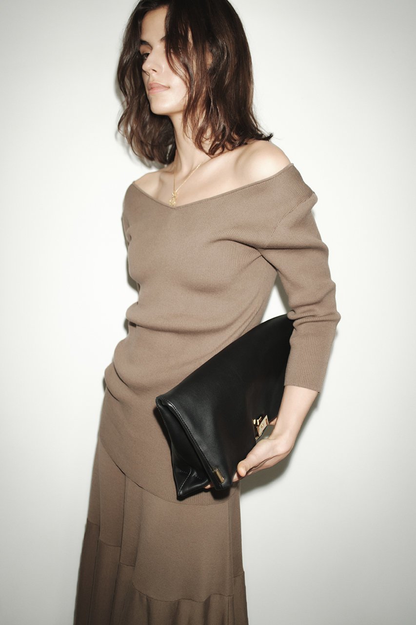 【ラスパイユ/raspail】のコットンリバースVネックプルオーバー 人気、トレンドファッション・服の通販 founy(ファニー) 　ファッション　Fashion　レディースファッション　Fashion for Women　トップス・カットソー　Cut & Sew Tops　シャツ・ブラウス・オフィスカジュアル　Elegant Blouses & Button-Ups　ロングTシャツ・Tシャツ　Longline T-Shirts & Tees　カジュアルプルオーバー・ニットトップス　Pullovers & Knit Tops / Casual Pullovers　カットソー・ベーシックTシャツ　Cut-and-Sewn Tops / Stretch Tees & Basics　Vネックトップス　V-Neck Tops / V-Cut Neckline Shirts　コンパクト　Compact, Small Size　スリーブ　Sleeve, Long Sleeve / Short Sleeve　デコルテ　Décolleté, Neckline　ロング　Long, Long-Length　新作・新入荷　New Arrivals / New In　旅行　Travel　other-7|ID: prp329100004932666 ipo3291000000037023251