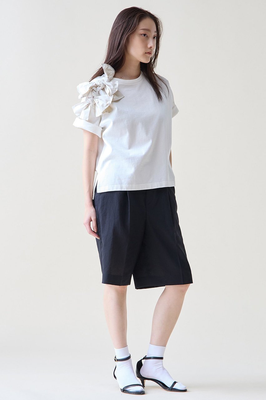 【ティアラ/Tiara】のショルダーリボンTシャツ 人気、トレンドファッション・服の通販 founy(ファニー) 　ファッション　Fashion　レディースファッション　Fashion for Women　トップス・カットソー　Cut & Sew Tops　シャツ・ブラウス・オフィスカジュアル　Elegant Blouses & Button-Ups　ロングTシャツ・Tシャツ　Longline T-Shirts & Tees　カットソー・ベーシックTシャツ　Cut-and-Sewn Tops / Stretch Tees & Basics　カットソー　Cut and Sewn Top　ショルダー　Shoulder, Shoulder Strap　ショート　Short, Short Length　スリーブ　Sleeve, Long Sleeve / Short Sleeve　タフタ　Taffeta, Structured Fabric　リボン　Ribbon, Bow　再入荷　Restock / Back in Stock　other-3|ID: prp329100004932738 ipo3291000000037024067