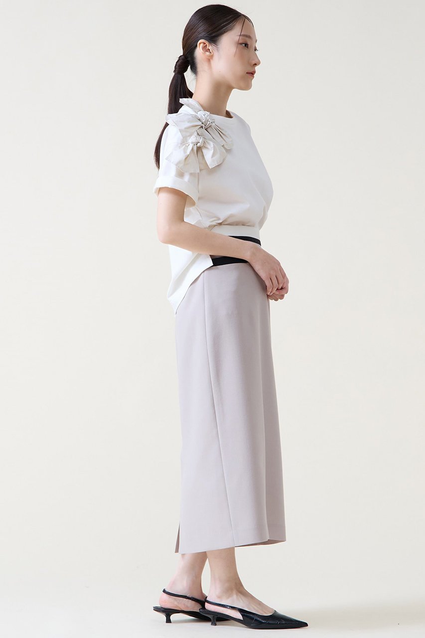 【ティアラ/Tiara】のショルダーリボンTシャツ 人気、トレンドファッション・服の通販 founy(ファニー) 　ファッション　Fashion　レディースファッション　Fashion for Women　トップス・カットソー　Cut & Sew Tops　シャツ・ブラウス・オフィスカジュアル　Elegant Blouses & Button-Ups　ロングTシャツ・Tシャツ　Longline T-Shirts & Tees　カットソー・ベーシックTシャツ　Cut-and-Sewn Tops / Stretch Tees & Basics　カットソー　Cut and Sewn Top　ショルダー　Shoulder, Shoulder Strap　ショート　Short, Short Length　スリーブ　Sleeve, Long Sleeve / Short Sleeve　タフタ　Taffeta, Structured Fabric　リボン　Ribbon, Bow　再入荷　Restock / Back in Stock　other-6|ID: prp329100004932738 ipo3291000000037024072