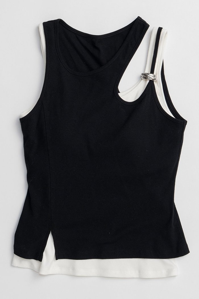 【メゾンスペシャル/MAISON SPECIAL】のMotif Layered Tank Top/モチーフ付レイヤードタンクトップ インテリア・キッズ・メンズ・レディースファッション・服の通販 founy(ファニー) https://founy.com/ ファッション Fashion レディースファッション Fashion for Women トップス・カットソー Cut & Sew Tops キャミソール&ノースリーブ Camisoles & Sleeveless Tops シャツ・ブラウス・オフィスカジュアル Elegant Blouses & Button-Ups ロングTシャツ・Tシャツ Longline T-Shirts & Tees カットソー・ベーシックTシャツ Cut-and-Sewn Tops / Stretch Tees & Basics おすすめ Recommended / Our Picks インナー Innerwear カッティング Cutting Detail キャミソール Camisole, Spaghetti Strap Top シルバー Silver, Metallic Silver タンク Tank Top, Sleeveless Top モチーフ Motif, Design Theme 新作・新入荷 New Arrivals / New In |ID: prp329100004932751 ipo3291000000037024213