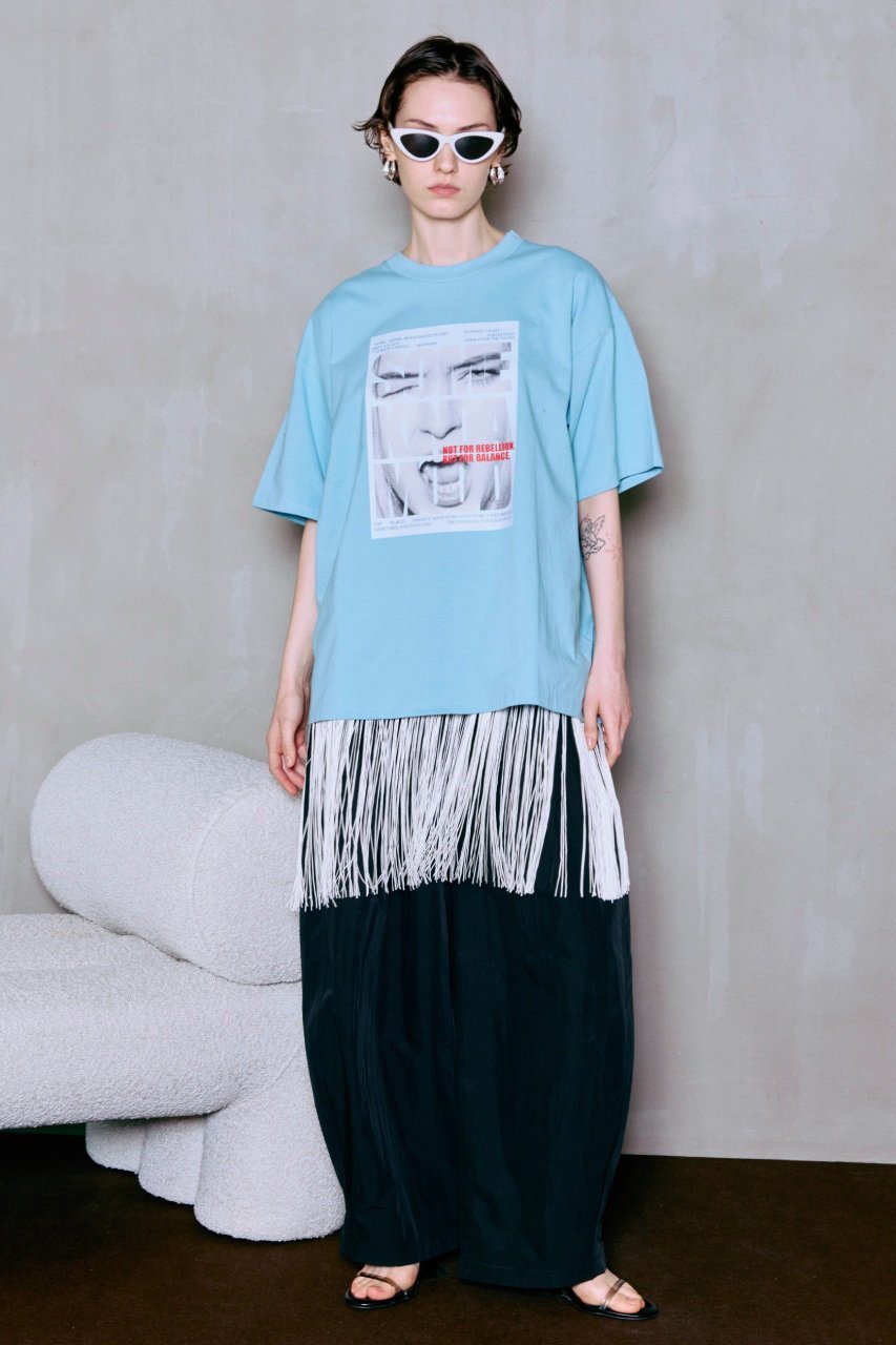 【メゾンスペシャル/MAISON SPECIAL】のFringe Cupra Jersey T-Shirt/フリンジキュプラジャージTシャツ 人気、トレンドファッション・服の通販 founy(ファニー) 　ファッション　Fashion　レディースファッション　Fashion for Women　トップス・カットソー　Cut & Sew Tops　シャツ・ブラウス・オフィスカジュアル　Elegant Blouses & Button-Ups　ロングTシャツ・Tシャツ　Longline T-Shirts & Tees　カットソー・ベーシックTシャツ　Cut-and-Sewn Tops / Stretch Tees & Basics　インナー　Innerwear　ヴィンテージ　Vintage Style　秋　Autumn　カットソー　Cut and Sewn Top　キャミソール　Camisole, Spaghetti Strap Top　キュプラ　Cupro, Eco Fabric　ショート　Short, Short Length　シンプル　Simple, Minimal　ジャケット　Jacket, Outerwear　スリーブ　Sleeve, Long Sleeve / Short Sleeve　ドレープ　Drape, Draping Fabric　ビッグ　Big, Oversized　フリンジ　Fringe, Tassel　メッシュ　Mesh, Net Fabric　リラックス　Relax, Relaxed Fit　ルーズ　Loose, Oversized　エレガント 上品　Elegant　新作・新入荷　New Arrivals / New In　other-8|ID: prp329100004932826 ipo3291000000037025030