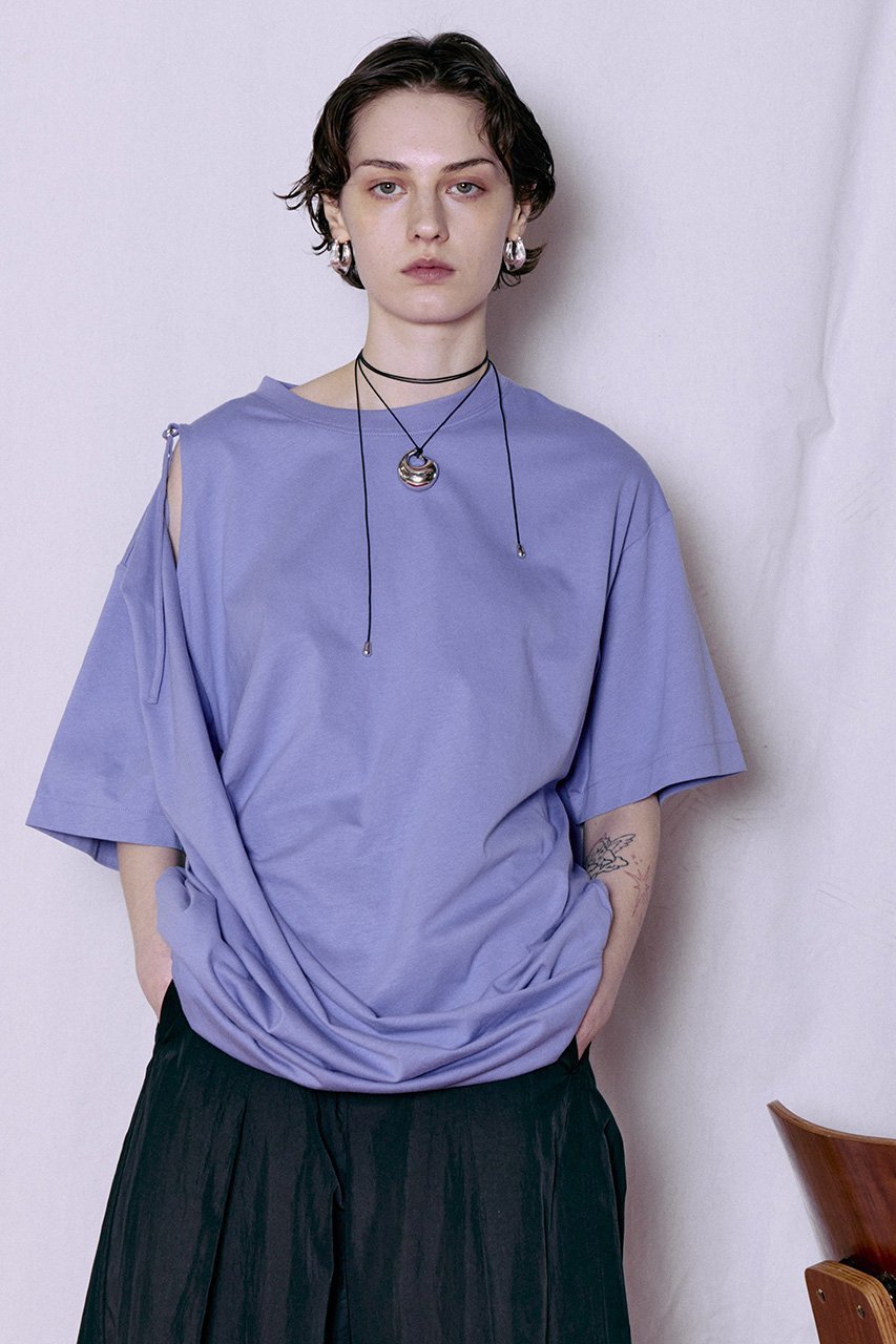 【メゾンスペシャル/MAISON SPECIAL】のAsymmetrical Drape T-Shirt/アシンメトリードレープTEE 人気、トレンドファッション・服の通販 founy(ファニー) 　ファッション　Fashion　レディースファッション　Fashion for Women　トップス・カットソー　Cut & Sew Tops　シャツ・ブラウス・オフィスカジュアル　Elegant Blouses & Button-Ups　ロングTシャツ・Tシャツ　Longline T-Shirts & Tees　カットソー・ベーシックTシャツ　Cut-and-Sewn Tops / Stretch Tees & Basics　カットソー　Cut and Sewn Top　ショート　Short, Short Length　スリット　Slit, Slit Detail　スリーブ　Sleeve, Long Sleeve / Short Sleeve　ドレープ　Drape, Draping Fabric　バランス　Balance, Style Balance　ボトム　Bottoms, Lower Wear　新作・新入荷　New Arrivals / New In　other-7|ID: prp329100004932833 ipo3291000000037025089