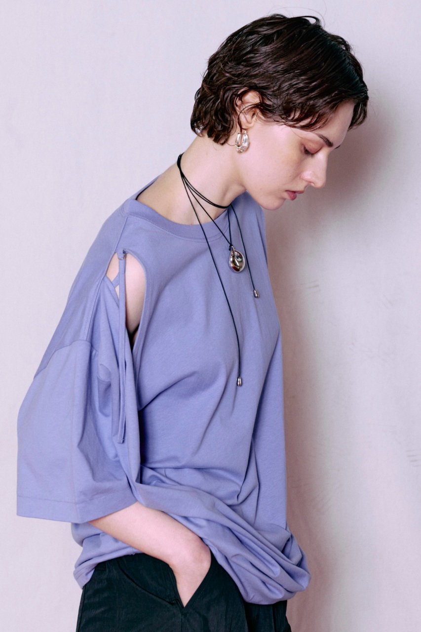 【メゾンスペシャル/MAISON SPECIAL】のAsymmetrical Drape T-Shirt/アシンメトリードレープTEE 人気、トレンドファッション・服の通販 founy(ファニー) 　ファッション　Fashion　レディースファッション　Fashion for Women　トップス・カットソー　Cut & Sew Tops　シャツ・ブラウス・オフィスカジュアル　Elegant Blouses & Button-Ups　ロングTシャツ・Tシャツ　Longline T-Shirts & Tees　カットソー・ベーシックTシャツ　Cut-and-Sewn Tops / Stretch Tees & Basics　カットソー　Cut and Sewn Top　ショート　Short, Short Length　スリット　Slit, Slit Detail　スリーブ　Sleeve, Long Sleeve / Short Sleeve　ドレープ　Drape, Draping Fabric　バランス　Balance, Style Balance　ボトム　Bottoms, Lower Wear　新作・新入荷　New Arrivals / New In　other-8|ID: prp329100004932833 ipo3291000000037025090