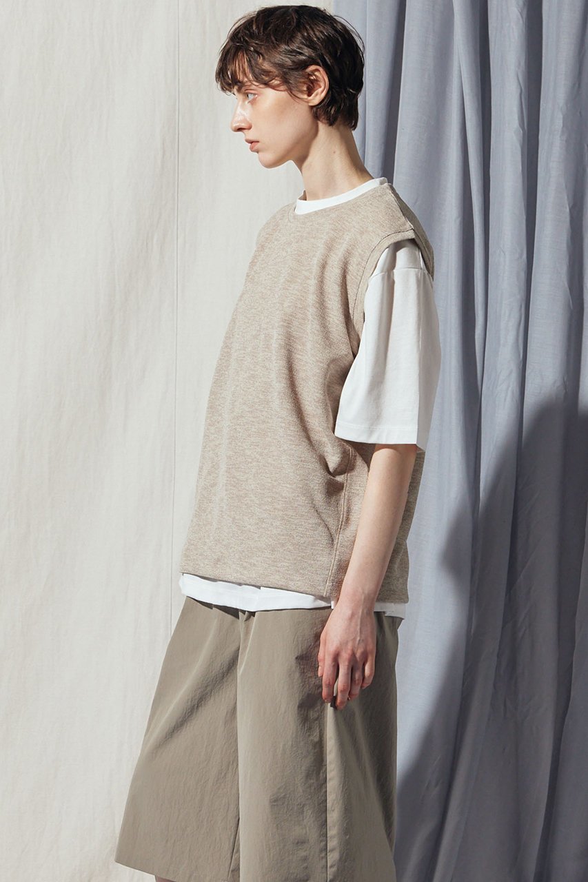 【フローレント/FLORENT】のリネンライクダブルフェイス ジャージートップス 人気、トレンドファッション・服の通販 founy(ファニー) 　ファッション　Fashion　レディースファッション　Fashion for Women　トップス・カットソー　Cut & Sew Tops　キャミソール&ノースリーブ　Camisoles & Sleeveless Tops　シャツ・ブラウス・オフィスカジュアル　Elegant Blouses & Button-Ups　ロングTシャツ・Tシャツ　Longline T-Shirts & Tees　カットソー・ベーシックTシャツ　Cut-and-Sewn Tops / Stretch Tees & Basics　なめらか　Smooth, Silky Texture　キャミソール　Camisole, Spaghetti Strap Top　タンク　Tank Top, Sleeveless Top　トラベル　Travel, Travel Gear　定番　Standard, Basic Item　新作・新入荷　New Arrivals / New In　other-8|ID: prp329100004932864 ipo3291000000037025359