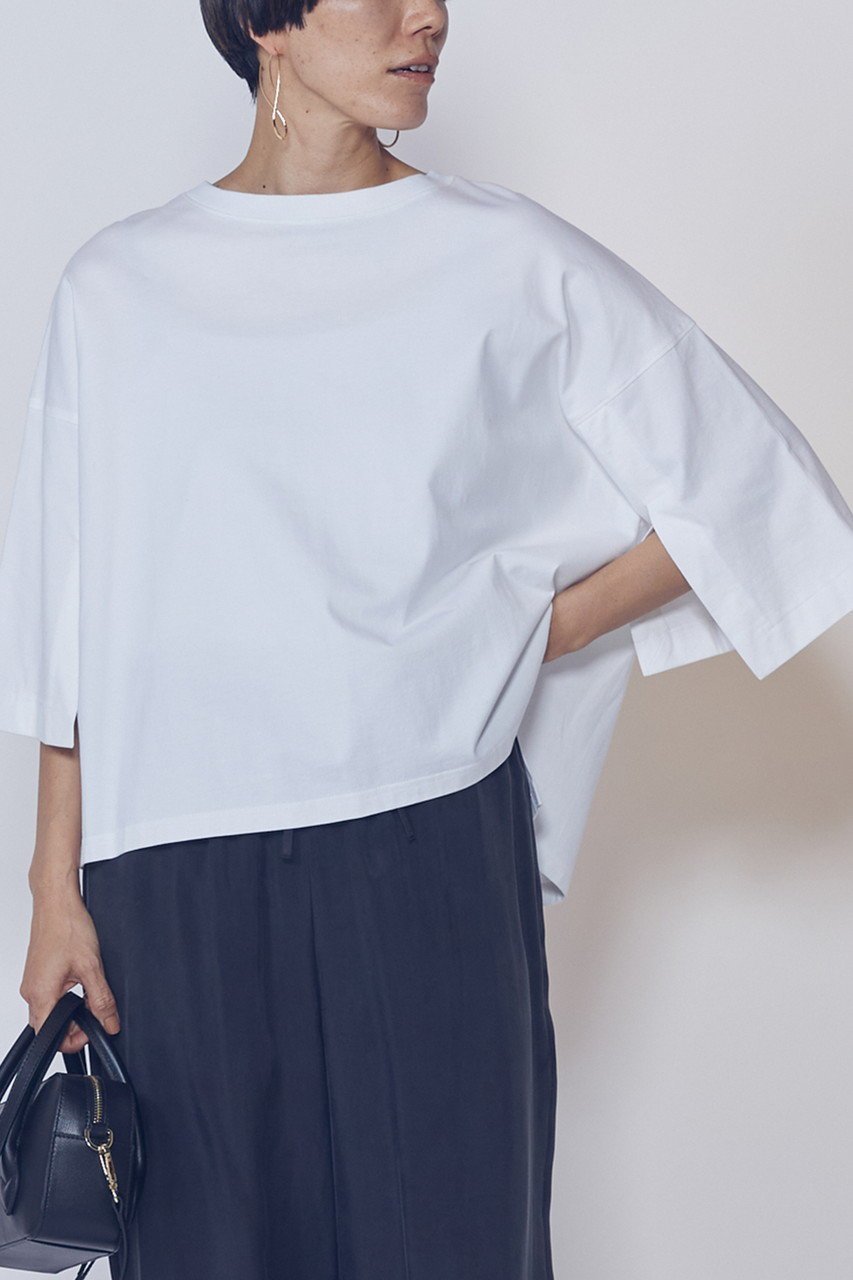 【プルミエ アロンディスモン/1er Arrondissement】の【COGTHEBIGSMOKE 】“NOELLA”Tシャツ 人気、トレンドファッション・服の通販 founy(ファニー) 　ファッション　Fashion　レディースファッション　Fashion for Women　トップス・カットソー　Cut & Sew Tops　シャツ・ブラウス・オフィスカジュアル　Elegant Blouses & Button-Ups　ロングTシャツ・Tシャツ　Longline T-Shirts & Tees　カットソー・ベーシックTシャツ　Cut-and-Sewn Tops / Stretch Tees & Basics　ショルダー　Shoulder, Shoulder Strap　ショート　Short, Short Length　シンプル　Simple, Minimal　スリット　Slit, Slit Detail　スリーブ　Sleeve, Long Sleeve / Short Sleeve　トレンド　Trend, Trending Now　ドロップ　Drop Shoulder, Dropped Style　フォルム　Silhouette, Form　新作・新入荷　New Arrivals / New In　other-8|ID: prp329100004932869 ipo3291000000037025408