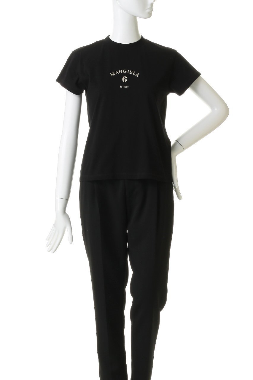 【エムエム6 メゾン マルタン マルジェラ/MM6 Maison Martin Margiela】のロゴプリントTシャツ 人気、トレンドファッション・服の通販 founy(ファニー) 　ファッション　Fashion　レディースファッション　Fashion for Women　トップス・カットソー　Cut & Sew Tops　シャツ・ブラウス・オフィスカジュアル　Elegant Blouses & Button-Ups　ロングTシャツ・Tシャツ　Longline T-Shirts & Tees　カットソー・ベーシックTシャツ　Cut-and-Sewn Tops / Stretch Tees & Basics　コンパクト　Compact, Small Size　ショート　Short, Short Length　スタイリッシュ　Stylish, Fashionable　スリーブ　Sleeve, Long Sleeve / Short Sleeve　ハーフ　Half, Half-Length　プリント　Print, Printed Pattern　新作・新入荷　New Arrivals / New In　other-2|ID: prp329100004932873 ipo3291000000037025439