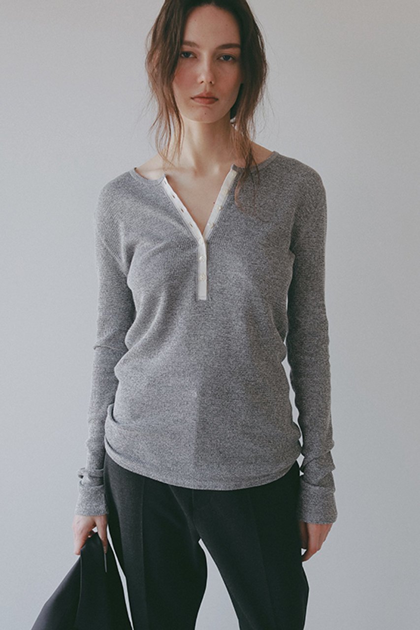 【エトレトウキョウ/ETRE TOKYO】のシアーワッフルヘンリーネックプルオーバー インテリア・キッズ・メンズ・レディースファッション・服の通販 founy(ファニー) 　ファッション　Fashion　レディースファッション　Fashion for Women　トップス・カットソー　Cut & Sew Tops　シャツ・ブラウス・オフィスカジュアル　Elegant Blouses & Button-Ups　ロングTシャツ・Tシャツ　Longline T-Shirts & Tees　カジュアルプルオーバー・ニットトップス　Pullovers & Knit Tops / Casual Pullovers　カットソー・ベーシックTシャツ　Cut-and-Sewn Tops / Stretch Tees & Basics　春　Spring　シンプル　Simple, Minimal　スリーブ　Sleeve, Long Sleeve / Short Sleeve　フィット　Fit, Slim Fit　フロント　Front, Front Design　ロング　Long, Long-Length　ワッフル　Waffle, Waffle Knit　おすすめ　Recommended / Our Picks　新作・新入荷　New Arrivals / New In　グレー|ID: prp329100004932877 ipo3291000000037025465