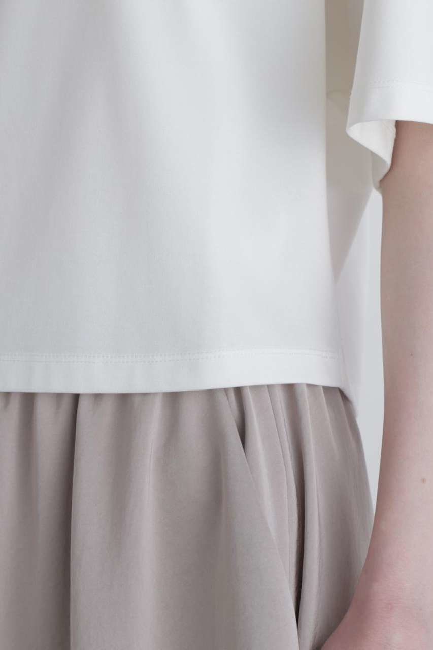 【ル フィル/LE PHIL】のスムーススリットプルオーバー 人気、トレンドファッション・服の通販 founy(ファニー) 　ファッション　Fashion　レディースファッション　Fashion for Women　トップス・カットソー　Cut & Sew Tops　シャツ・ブラウス・オフィスカジュアル　Elegant Blouses & Button-Ups　ロングTシャツ・Tシャツ　Longline T-Shirts & Tees　カジュアルプルオーバー・ニットトップス　Pullovers & Knit Tops / Casual Pullovers　カットソー・ベーシックTシャツ　Cut-and-Sewn Tops / Stretch Tees & Basics　ショート　Short, Short Length　スタンダード　Standard, Basic　スリット　Slit, Slit Detail　スリーブ　Sleeve, Long Sleeve / Short Sleeve　テーパード　Tapered, Tapered Pants　エレガント 上品　Elegant　新作・新入荷　New Arrivals / New In　other-8|ID: prp329100004932892 ipo3291000000037025600