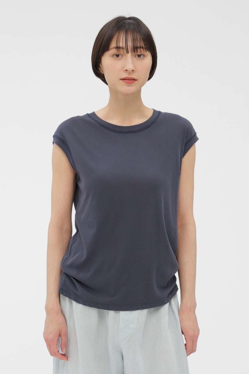 【マーガレットハウエル/MARGARET HOWELL】のSIRO SPUN COTTON JERSEY TOP インテリア・キッズ・メンズ・レディースファッション・服の通販 founy(ファニー) 　ファッション　Fashion　レディースファッション　Fashion for Women　トップス・カットソー　Cut & Sew Tops　シャツ・ブラウス・オフィスカジュアル　Elegant Blouses & Button-Ups　ロングTシャツ・Tシャツ　Longline T-Shirts & Tees　カットソー・ベーシックTシャツ　Cut-and-Sewn Tops / Stretch Tees & Basics　なめらか　Smooth, Silky Texture　ショート　Short, Short Length　スリーブ　Sleeve, Long Sleeve / Short Sleeve　新作・新入荷　New Arrivals / New In　グレー|ID: prp329100004932902 ipo3291000000037025677