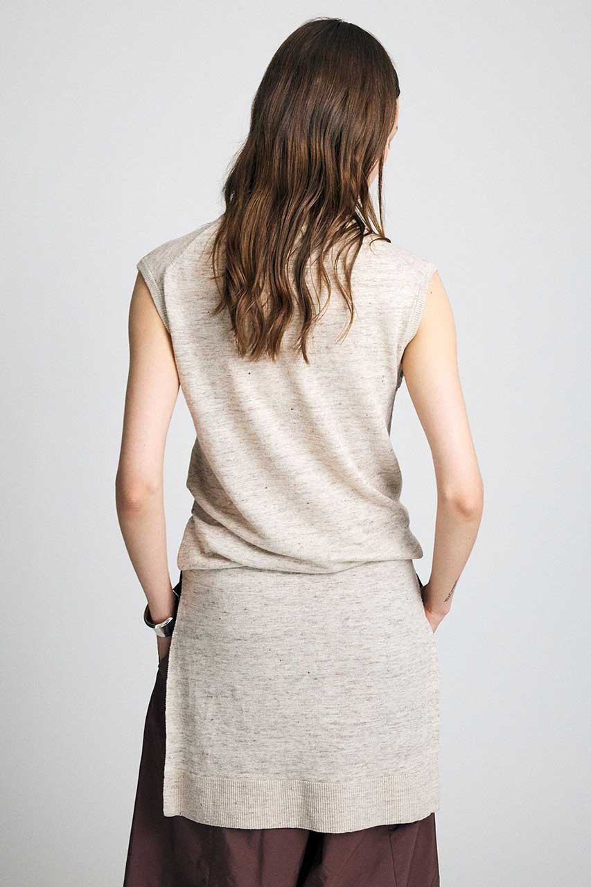 【ブリル/BRILL】のリネンノースリーブプルオーバー 人気、トレンドファッション・服の通販 founy(ファニー) 　ファッション　Fashion　レディースファッション　Fashion for Women　トップス・カットソー　Cut & Sew Tops　キャミソール&ノースリーブ　Camisoles & Sleeveless Tops　シャツ・ブラウス・オフィスカジュアル　Elegant Blouses & Button-Ups　ロングTシャツ・Tシャツ　Longline T-Shirts & Tees　カジュアルプルオーバー・ニットトップス　Pullovers & Knit Tops / Casual Pullovers　カットソー・ベーシックTシャツ　Cut-and-Sewn Tops / Stretch Tees & Basics　イタリア　Italy　キャミソール　Camisole, Spaghetti Strap Top　シンプル　Simple, Minimal　タンク　Tank Top, Sleeveless Top　ノースリーブ　Sleeveless, No-Sleeve　リネン　Linen, Linen Fabric　エレガント 上品　Elegant　新作・新入荷　New Arrivals / New In　other-4|ID: prp329100004932916 ipo3291000000037025795