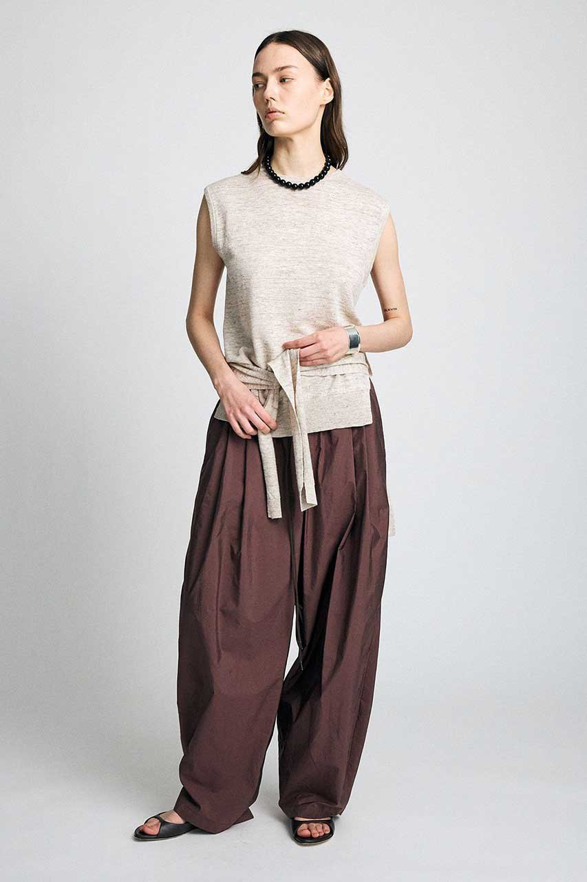 【ブリル/BRILL】のリネンノースリーブプルオーバー 人気、トレンドファッション・服の通販 founy(ファニー) 　ファッション　Fashion　レディースファッション　Fashion for Women　トップス・カットソー　Cut & Sew Tops　キャミソール&ノースリーブ　Camisoles & Sleeveless Tops　シャツ・ブラウス・オフィスカジュアル　Elegant Blouses & Button-Ups　ロングTシャツ・Tシャツ　Longline T-Shirts & Tees　カジュアルプルオーバー・ニットトップス　Pullovers & Knit Tops / Casual Pullovers　カットソー・ベーシックTシャツ　Cut-and-Sewn Tops / Stretch Tees & Basics　イタリア　Italy　キャミソール　Camisole, Spaghetti Strap Top　シンプル　Simple, Minimal　タンク　Tank Top, Sleeveless Top　ノースリーブ　Sleeveless, No-Sleeve　リネン　Linen, Linen Fabric　エレガント 上品　Elegant　新作・新入荷　New Arrivals / New In　other-7|ID: prp329100004932916 ipo3291000000037025800