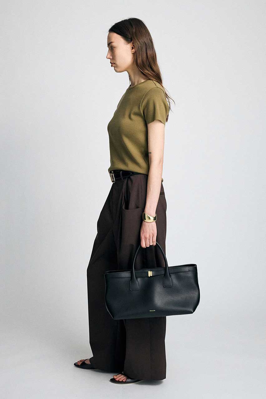 【ブリル/BRILL】のSUVINコットンプルオーバー 人気、トレンドファッション・服の通販 founy(ファニー) 　ファッション　Fashion　レディースファッション　Fashion for Women　トップス・カットソー　Cut & Sew Tops　シャツ・ブラウス・オフィスカジュアル　Elegant Blouses & Button-Ups　ロングTシャツ・Tシャツ　Longline T-Shirts & Tees　カジュアルプルオーバー・ニットトップス　Pullovers & Knit Tops / Casual Pullovers　カットソー・ベーシックTシャツ　Cut-and-Sewn Tops / Stretch Tees & Basics　なめらか　Smooth, Silky Texture　インド　Indian Textile　カットソー　Cut and Sewn Top　コンパクト　Compact, Small Size　ショート　Short, Short Length　シルク　Silk, 100% Silk　スリーブ　Sleeve, Long Sleeve / Short Sleeve　ベーシック　Basic, Essential　ボトム　Bottoms, Lower Wear　新作・新入荷　New Arrivals / New In　other-6|ID: prp329100004932922 ipo3291000000037025856