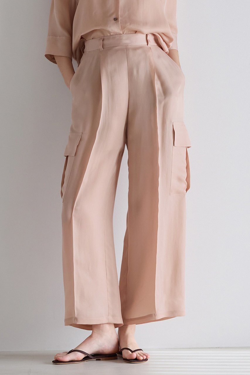 【マルティニーク/martinique】のシルキーキュプラカーゴパンツ(セットアップ可) 人気、トレンドファッション・服の通販 founy(ファニー) 　ファッション　Fashion　レディースファッション　Fashion for Women　セットアップ　Matching Sets　レディースパンツ・ボトムス　Pants & Trousers / Bottoms　パンツ　Pants & Trousers　おすすめ　Recommended / Our Picks　とろみ　Fluid, Flowy Fabric　カーゴパンツ　Cargo Pants, Utility Pants　キュプラ　Cupro, Eco Fabric　シルク　Silk, 100% Silk　セットアップ　Set-Up, Coordinated Outfit　エレガント 上品　Elegant　今季　This Season, Current Season　新作・新入荷　New Arrivals / New In　 other-1|ID: prp329100004932962 ipo3291000000037026187