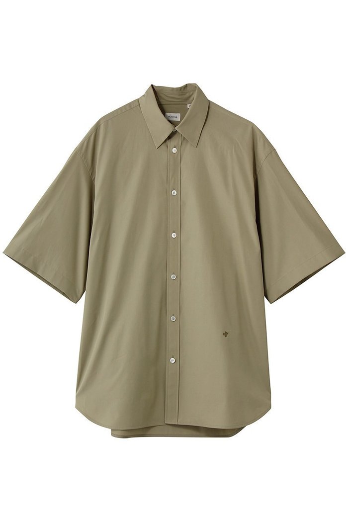 【ブラミンク/BLAMINK】のレギュラーカラーショートスリーブシャツ インテリア・キッズ・メンズ・レディースファッション・服の通販 founy(ファウニー) https://founy.com/ ファッション Fashion レディースファッション Fashion for Women トップス・カットソー Cut & Sew Tops シャツ・ブラウス・オフィスカジュアル Elegant Blouses & Button-Ups シェイプ Shape, Slim Fit ショート Short, Short Length スリーブ Sleeve, Long Sleeve / Short Sleeve フロント Front, Front Design マニッシュ Mannish, Boyish 定番 Standard, Basic Item |ID: prp329100004933139 ipo3291000000037027359