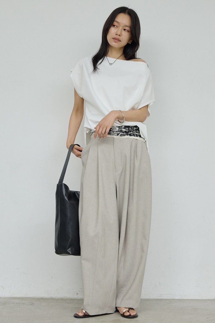 【ガリャルダガランテ/GALLARDAGALANTE】のダブルタックカーブスラックス 人気、トレンドファッション・服の通販 founy(ファニー) 　ファッション　Fashion　レディースファッション　Fashion for Women　パンツ　Pants & Trousers　スラックス　Slacks, Dress Pants　ダブル　Double, Double-Breasted　ドローストリング　Drawstring, Pull Cord　フィット　Fit, Slim Fit　今季　This Season, Current Season　新作・新入荷　New Arrivals / New In　other-2|ID: prp329100004933200 ipo3291000000037027793