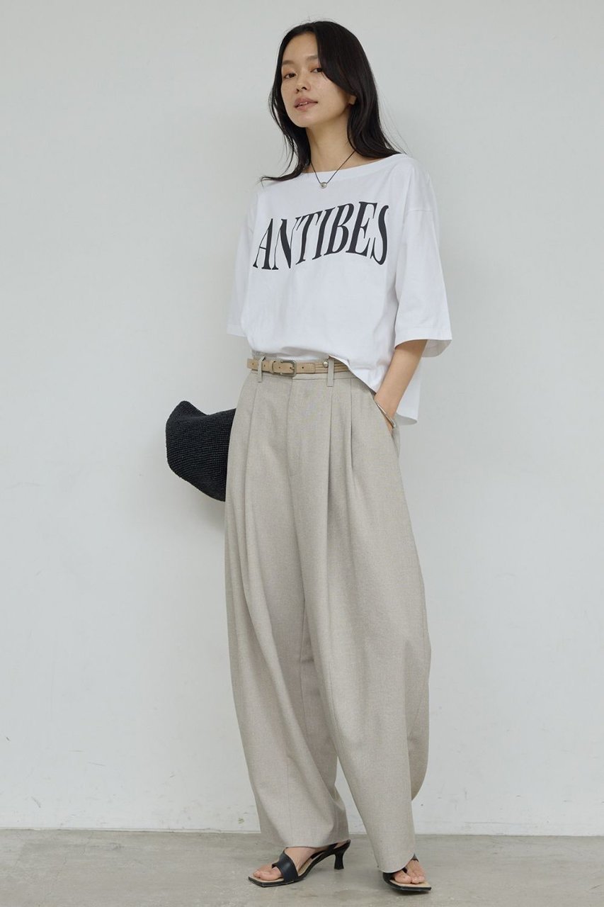 【ガリャルダガランテ/GALLARDAGALANTE】のダブルタックカーブスラックス 人気、トレンドファッション・服の通販 founy(ファニー) 　ファッション　Fashion　レディースファッション　Fashion for Women　パンツ　Pants & Trousers　スラックス　Slacks, Dress Pants　ダブル　Double, Double-Breasted　ドローストリング　Drawstring, Pull Cord　フィット　Fit, Slim Fit　今季　This Season, Current Season　新作・新入荷　New Arrivals / New In　other-8|ID: prp329100004933200 ipo3291000000037027800