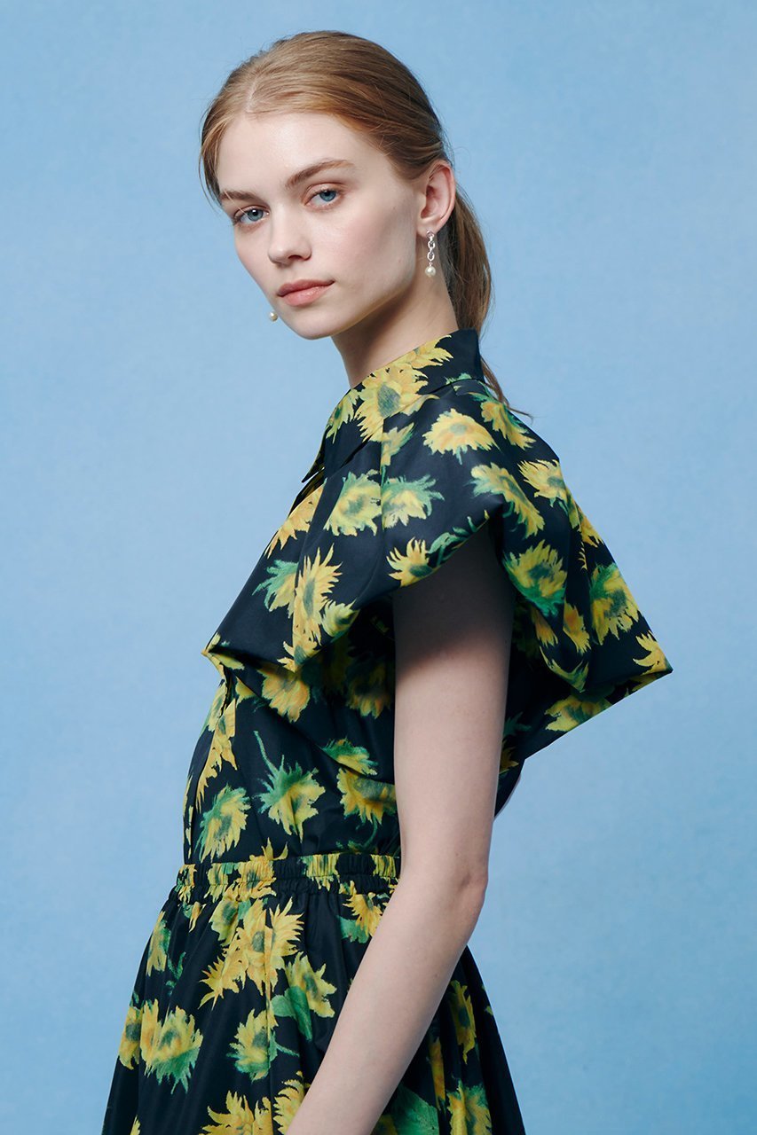 【アルアバイル/allureville】の【LOULOU WILLOUGHBY】サンフラワープリントバルーンスリーブシャツ 人気、トレンドファッション・服の通販 founy(ファニー) 　ファッション　Fashion　レディースファッション　Fashion for Women　トップス・カットソー　Cut & Sew Tops　シャツ・ブラウス・オフィスカジュアル　Elegant Blouses & Button-Ups　花柄・フラワープリント・モチーフ　Floral Prints & Motifs / Flower Pattern Tops　ショート　Short, Short Length　スリーブ　Sleeve, Long Sleeve / Short Sleeve　タフタ　Taffeta, Structured Fabric　トレンド　Trend, Trending Now　バルーン　Balloon, Balloon Silhouette　プリント　Print, Printed Pattern　夏　Summer　新作・新入荷　New Arrivals / New In　other-6|ID: prp329100004935564 ipo3291000000037038024