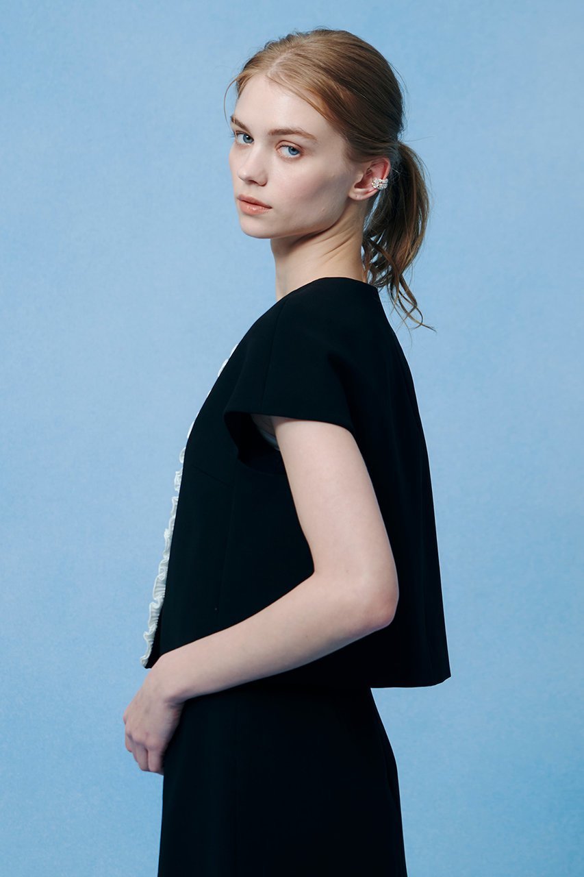 【アルアバイル/allureville】の【LOULOU WILLOUGHBY】ダブルクロスフリルジャケット 人気、トレンドファッション・服の通販 founy(ファニー) 　ファッション　Fashion　レディースファッション　Fashion for Women　アウター　Coat / Outerwear Collection　レディースジャケット・軽アウター　Jackets　おすすめ　Recommended / Our Picks　コンパクト　Compact, Small Size　ジャケット　Jacket, Outerwear　セットアップ　Set-Up, Coordinated Outfit　ダブル　Double, Double-Breasted　パール　Pearl, Pearl Accent　フリル　Frill, Ruffle　ボトム　Bottoms, Lower Wear　エレガント 上品　Elegant　半袖　Short Sleeve, Half Sleeve　新作・新入荷　New Arrivals / New In　other-5|ID: prp329100004935568 ipo3291000000037038060