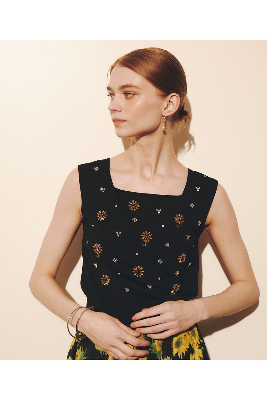 【アルアバイル/allureville】の〈WEB 一部店舗限定〉【LOULOU WILLOUGHBY】サンフラワービジュータンクトップ 人気、トレンドファッション・服の通販 founy(ファニー) 　ファッション　Fashion　レディースファッション　Fashion for Women　トップス・カットソー　Cut & Sew Tops　ニット　Knit Tops & Sweaters　カジュアルプルオーバー・ニットトップス　Pullovers & Knit Tops / Casual Pullovers　アンサンブル　Ensemble Set　インナー　Innerwear　カーディガン　Cardigan, Knitwear　ジャケット　Jacket, Outerwear　スクエア　Square, Square Shape　タンク　Tank Top, Sleeveless Top　ツイスト　Tweed, Tweed Fabric　ビジュー　Bijou, Jewel-like Accent　モチーフ　Motif, Design Theme　新作・新入荷　New Arrivals / New In　other-7|ID: prp329100004935571 ipo3291000000037038092