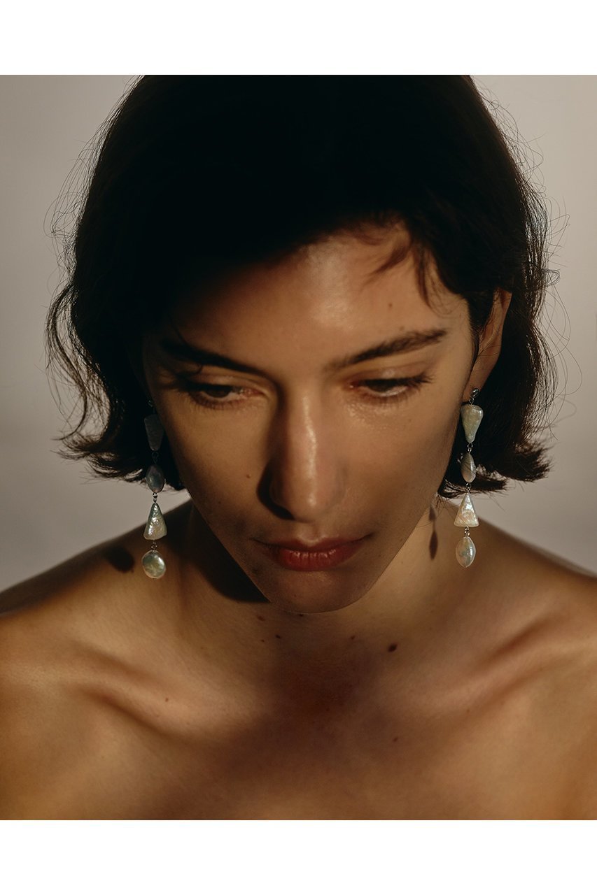 【イリスフォーセブン/IRIS 47】のmozaic pearl ピアス 人気、トレンドファッション・服の通販 founy(ファニー) 　ファッション　Fashion　レディースファッション　Fashion for Women　ジュエリー　Jewelry　ファッションリング　Fashion Rings　イヤリング・フープ・ドロップタイプ　Hoop, Drop & Clip Earrings　なめらか　Smooth, Silky Texture　イヤリング　Earrings　パール　Pearl, Pearl Accent　モダン　Modern, Contemporary　other-5|ID: prp329100004936503 ipo3291000000037043133