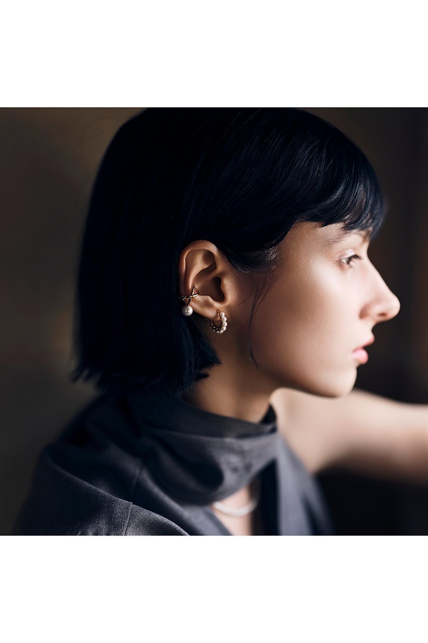 【プラス ヴァンドーム/Plus Vendome】のPEARL フィット イヤーカフ(片耳用) 人気、トレンドファッション・服の通販 founy(ファニー) 　ファッション　Fashion　レディースファッション　Fashion for Women　ジュエリー　Jewelry　ファッションリング　Fashion Rings　イヤリング・フープ・ドロップタイプ　Hoop, Drop & Clip Earrings　イエロー　Yellow　イヤリング　Earrings　イヤーカフ　Ear Cuffs　コレクション　Collection, Seasonal Line　コーティング　Coating, Coated Finish　パール　Pearl, Pearl Accent　フィット　Fit, Slim Fit　リバーシブル　Reversible, Two-Sided　エレガント 上品　Elegant　片耳　One-Ear, Single Earring　other-6|ID: prp329100004936618 ipo3291000000037043850