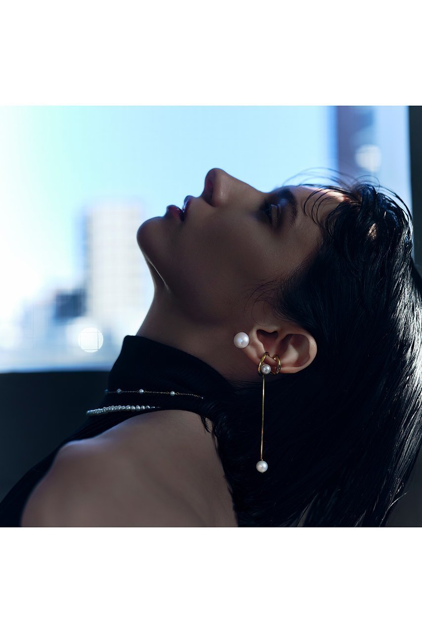 【プラス ヴァンドーム/Plus Vendome】のPEARL フィット イヤーカフ(片耳用) 人気、トレンドファッション・服の通販 founy(ファニー) 　ファッション　Fashion　レディースファッション　Fashion for Women　ジュエリー　Jewelry　ファッションリング　Fashion Rings　イヤリング・フープ・ドロップタイプ　Hoop, Drop & Clip Earrings　イエロー　Yellow　イヤリング　Earrings　イヤーカフ　Ear Cuffs　コレクション　Collection, Seasonal Line　コーティング　Coating, Coated Finish　パール　Pearl, Pearl Accent　フィット　Fit, Slim Fit　リバーシブル　Reversible, Two-Sided　エレガント 上品　Elegant　片耳　One-Ear, Single Earring　other-8|ID: prp329100004936618 ipo3291000000037043852