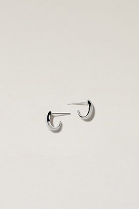 【サラース/SARARTH】のELLIPSE LIGHT ピアス 人気、トレンドファッション・服の通販 founy(ファニー) ファッション Fashion レディースファッション Fashion for Women ジュエリー Jewelry ファッションリング Fashion Rings イヤリング・フープ・ドロップタイプ Hoop, Drop & Clip Earrings イヤリング Earrings シルバー Silver, Metallic Silver エレガント 上品 Elegant |ID:prp329100004936648